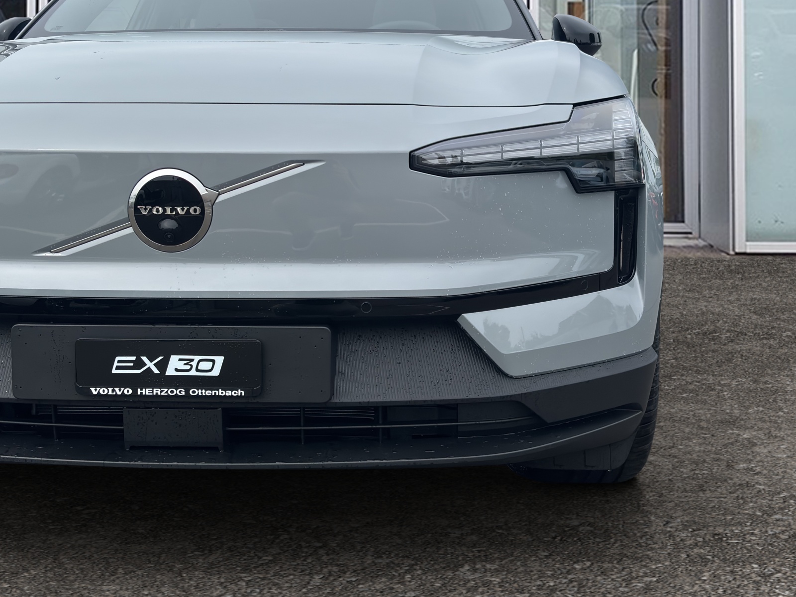 VOLVO EX30 E60 Twin Ultra Performance AWD-image-7