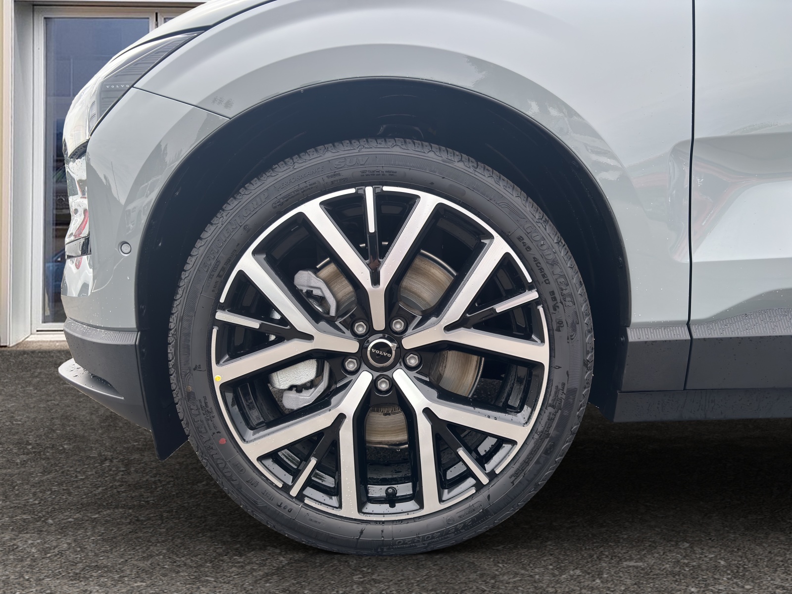 VOLVO EX30 E60 Twin Ultra Performance AWD-image-17