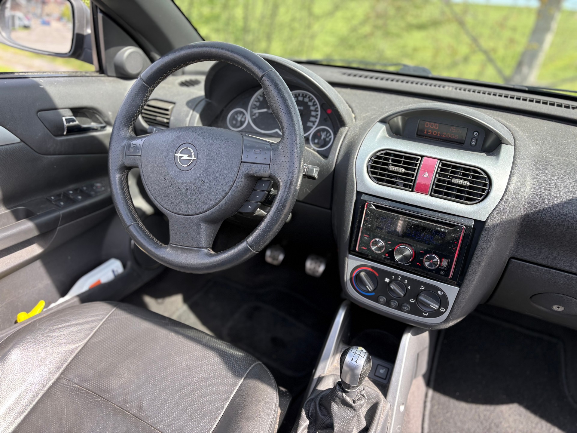 OPEL Tigra 1.8 Sport-image-15