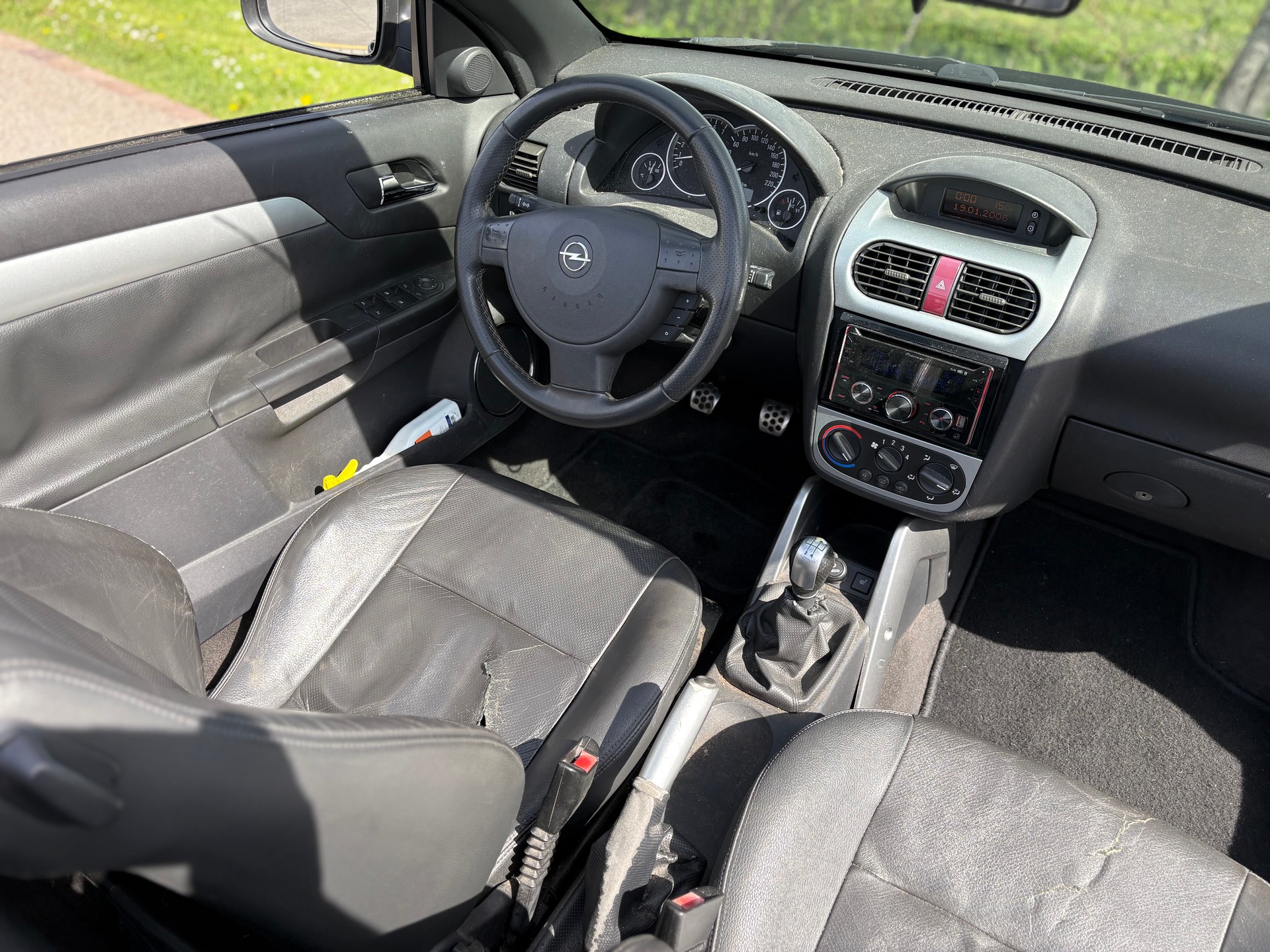 OPEL Tigra 1.8 Sport-image-13