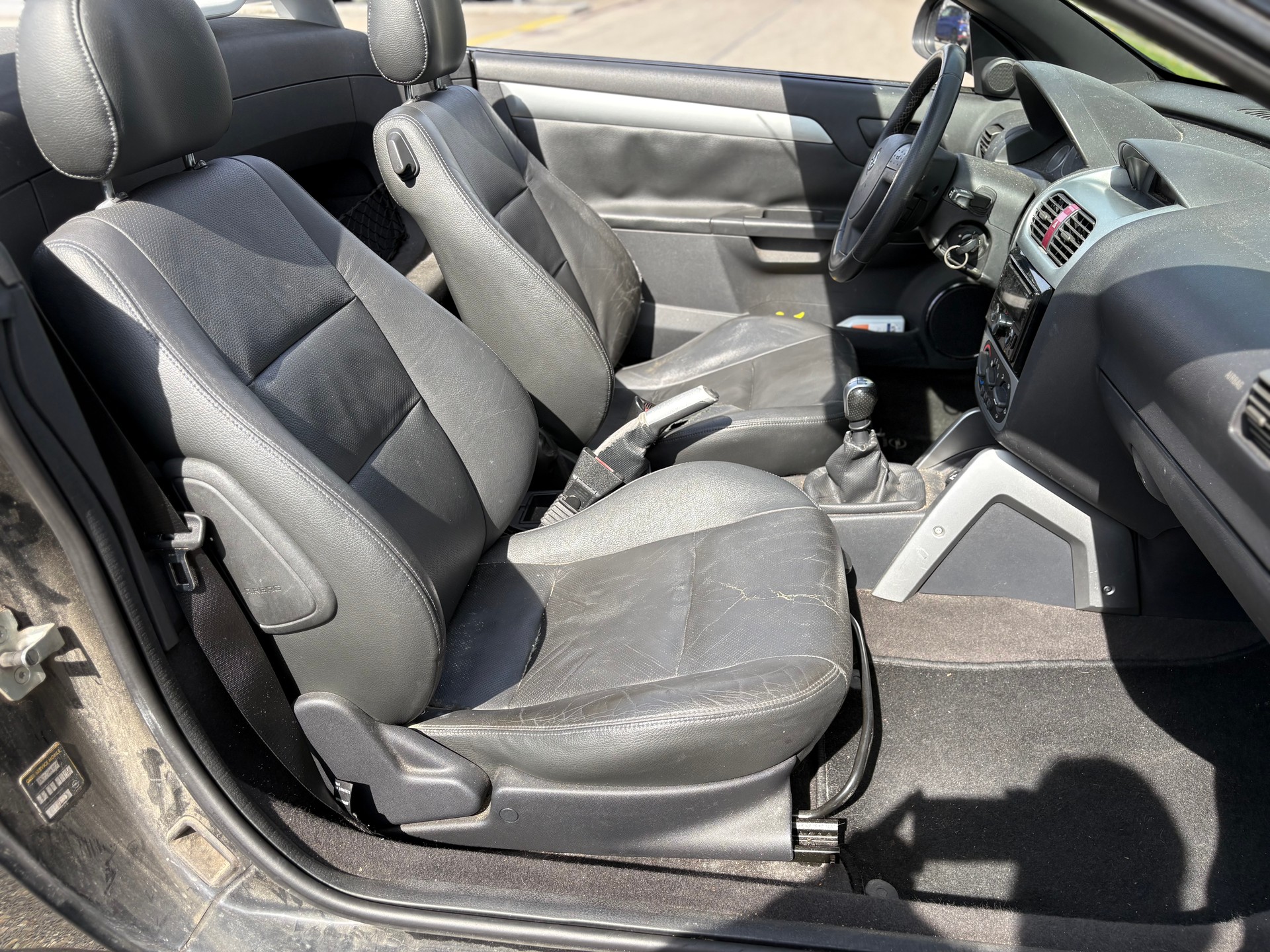 OPEL Tigra 1.8 Sport-image-12