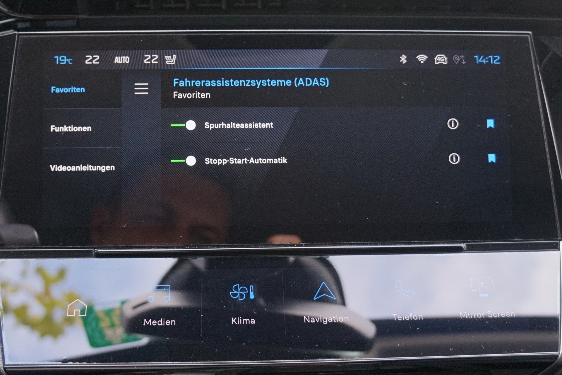 PEUGEOT 308 SW 1.5 BlueHDI Allure EAT8 ** NAVIGATION - APPLE CAR PLAY - 360°KAMERA -KEYLESS -SICHERHEITSPAKET - GARANTIE BIS 05.2027**-image-18
