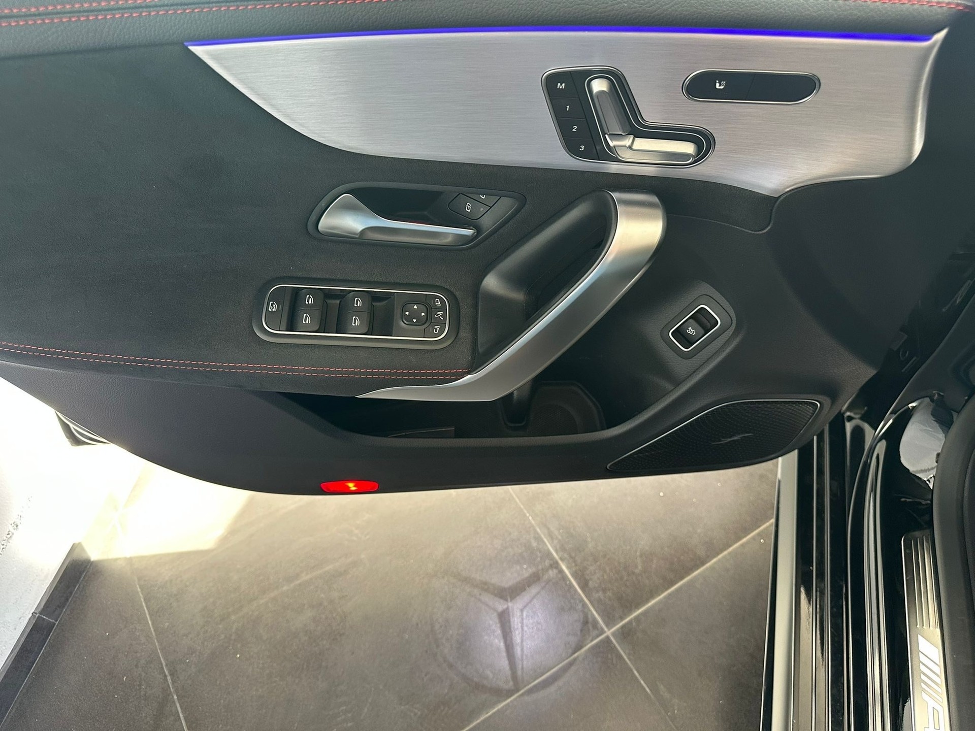 MERCEDES-BENZ CLA 35 AMG 4Matic 7G-DCT-image-13