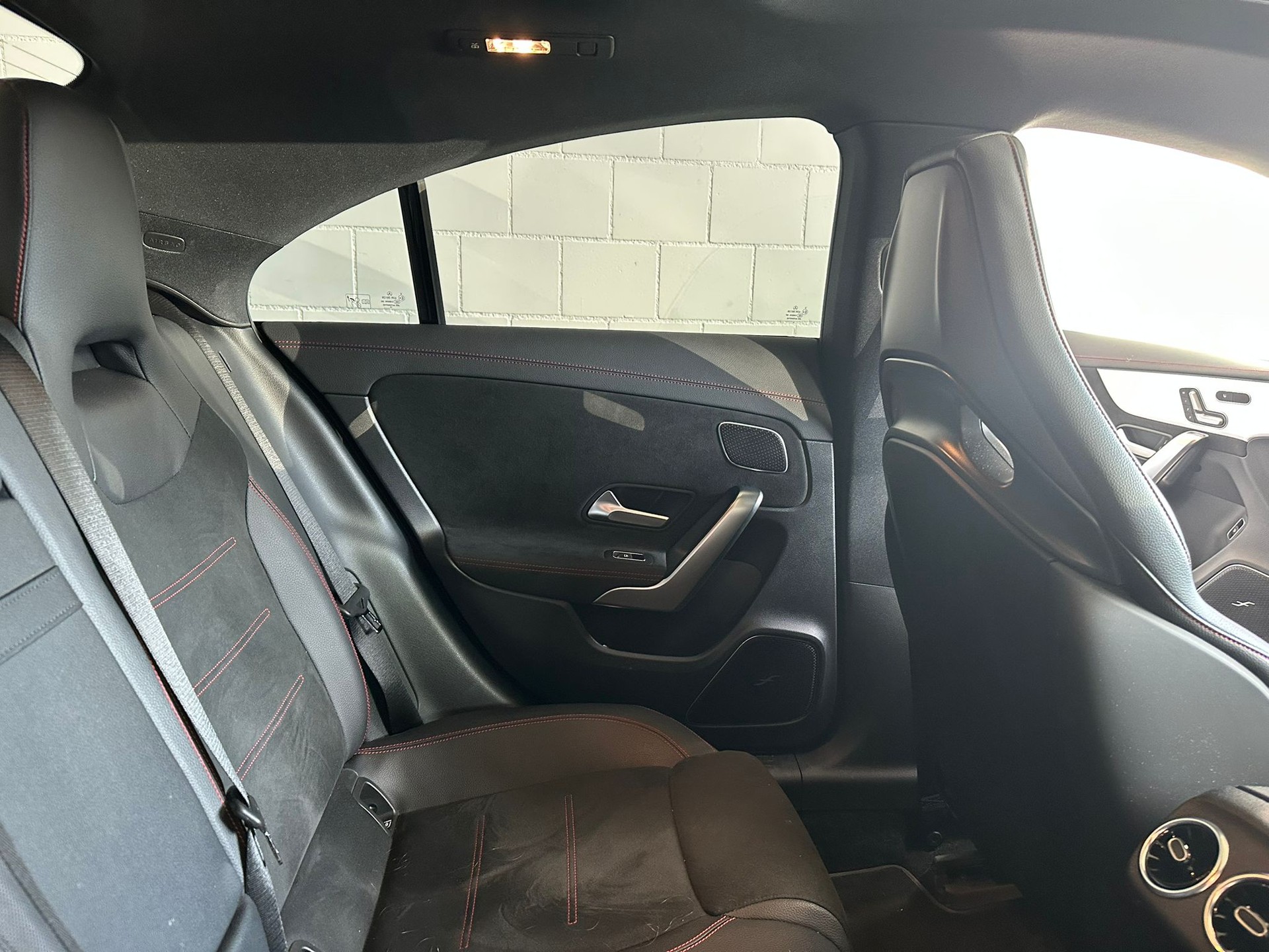 MERCEDES-BENZ CLA 35 AMG 4Matic 7G-DCT-image-6