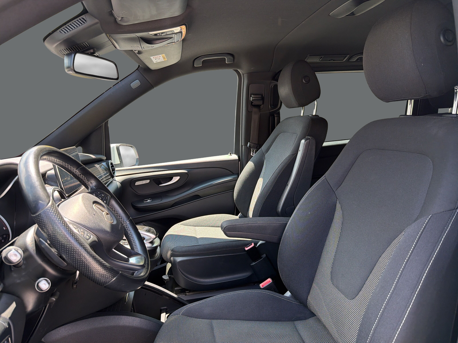MERCEDES-BENZ V 250 d L 4Matic-image-8