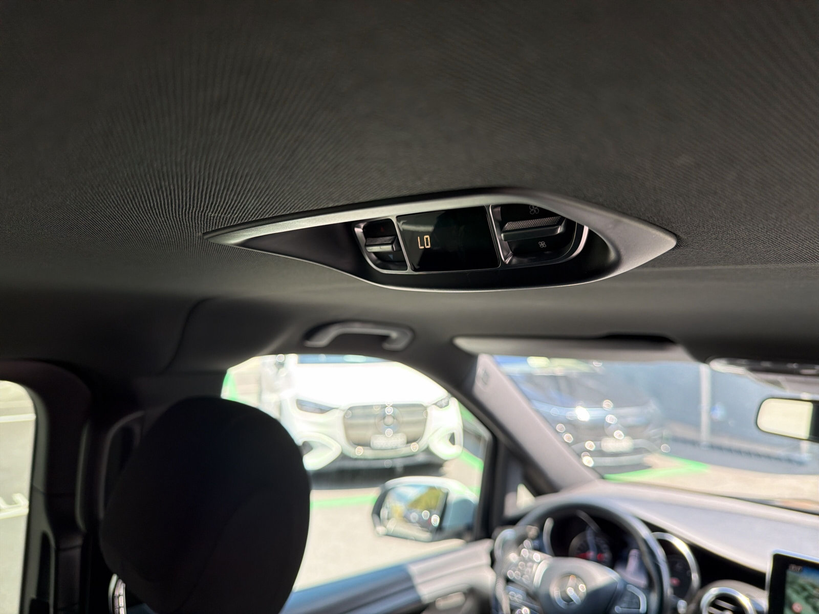 MERCEDES-BENZ V 250 d L 4Matic-image-22