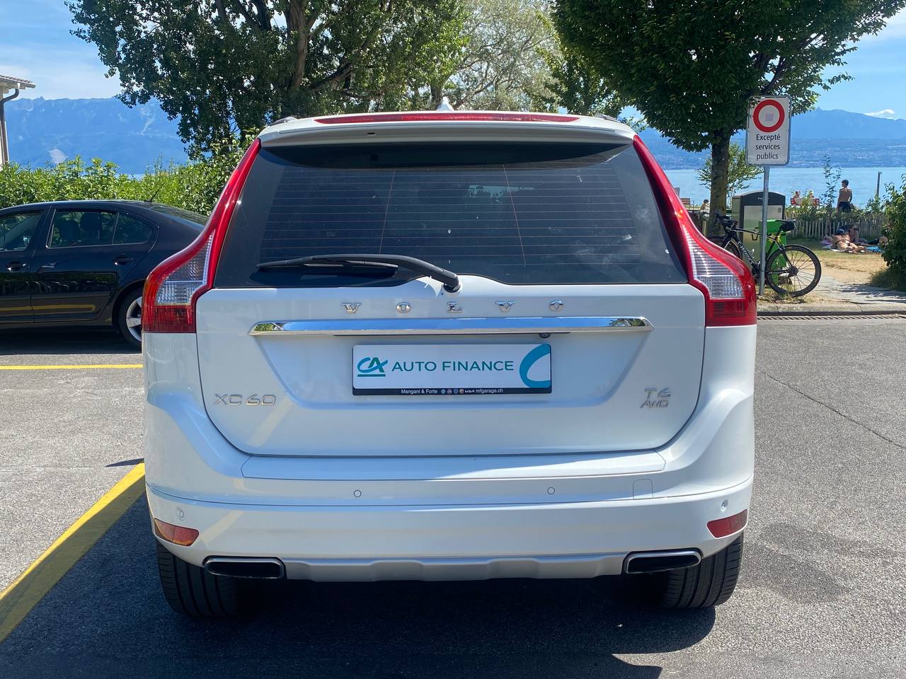 VOLVO XC60 T6 AWD Summum Geartronic-image-4