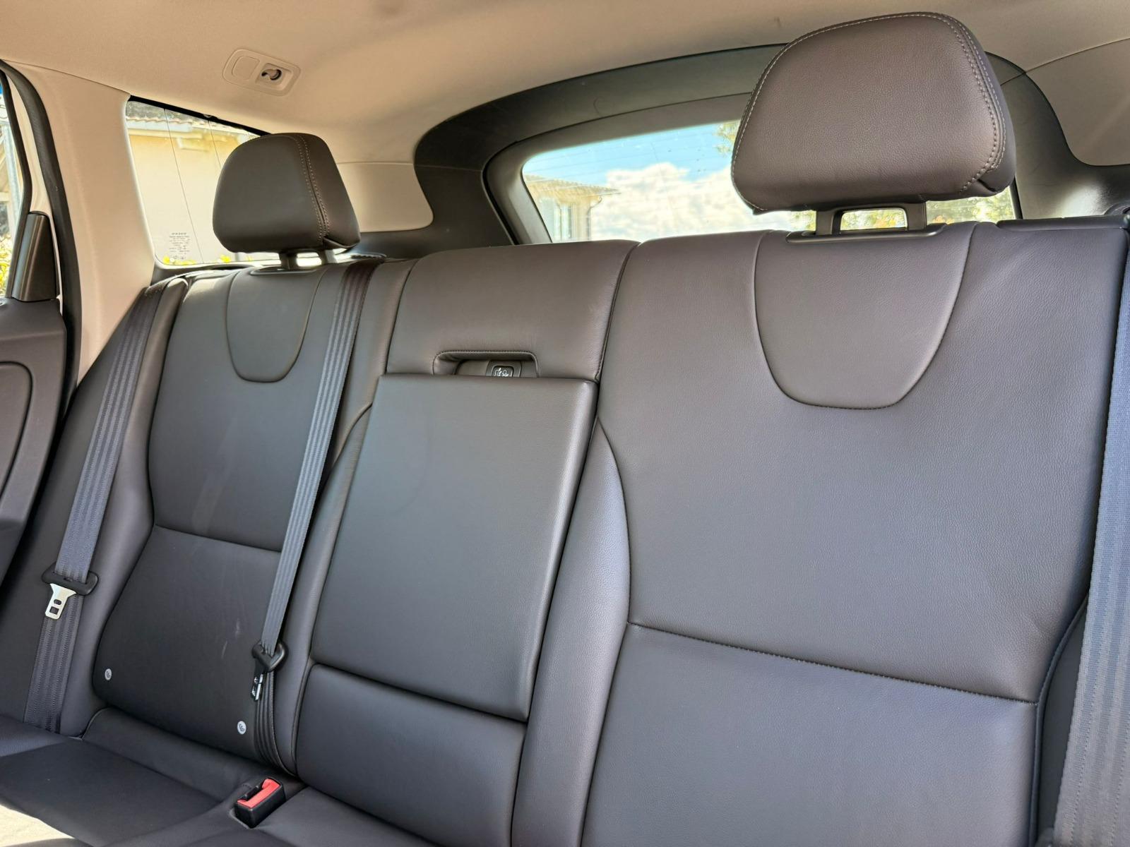 VOLVO XC60 T6 AWD Summum Geartronic-image-14