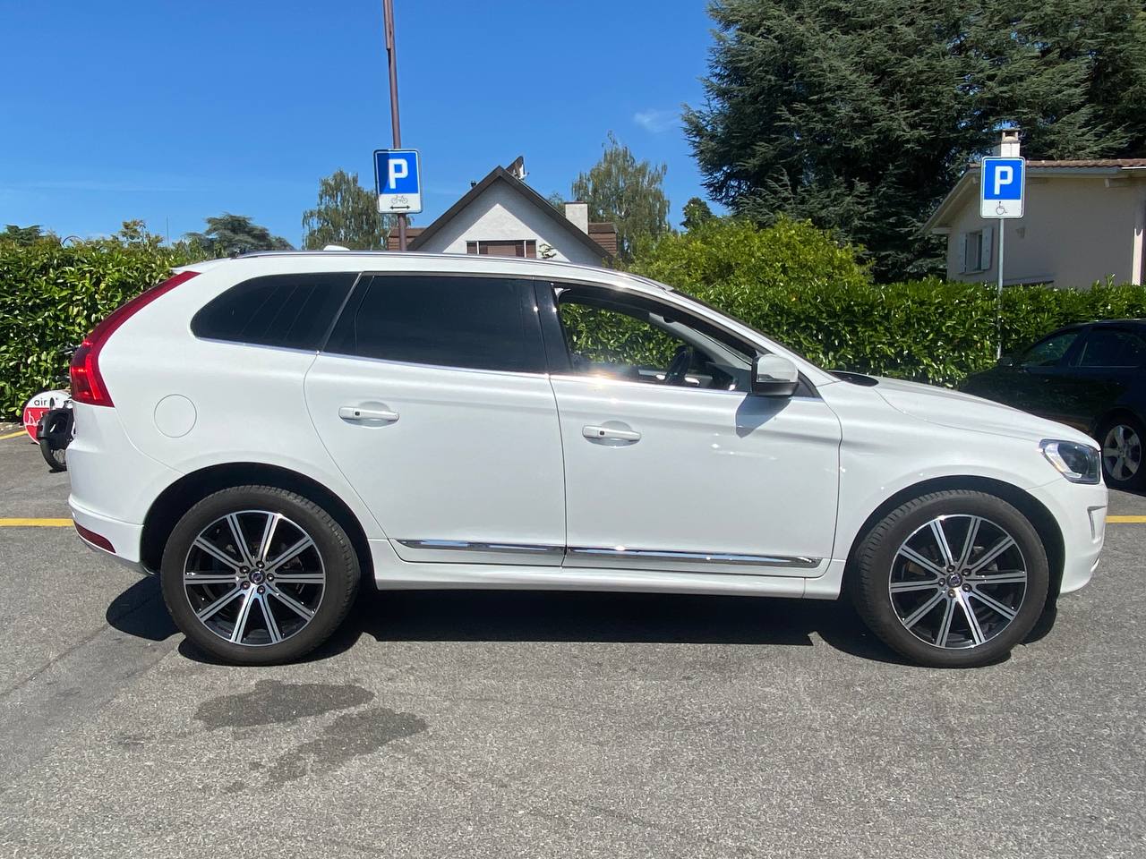 VOLVO XC60 T6 AWD Summum Geartronic-image-6