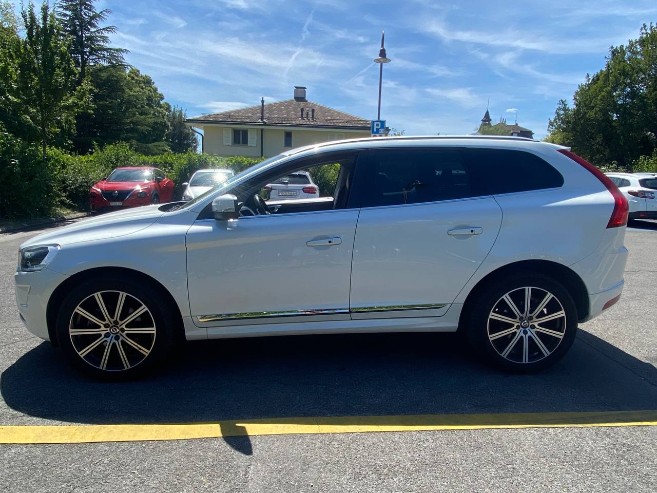 VOLVO XC60 T6 AWD Summum Geartronic-image-2