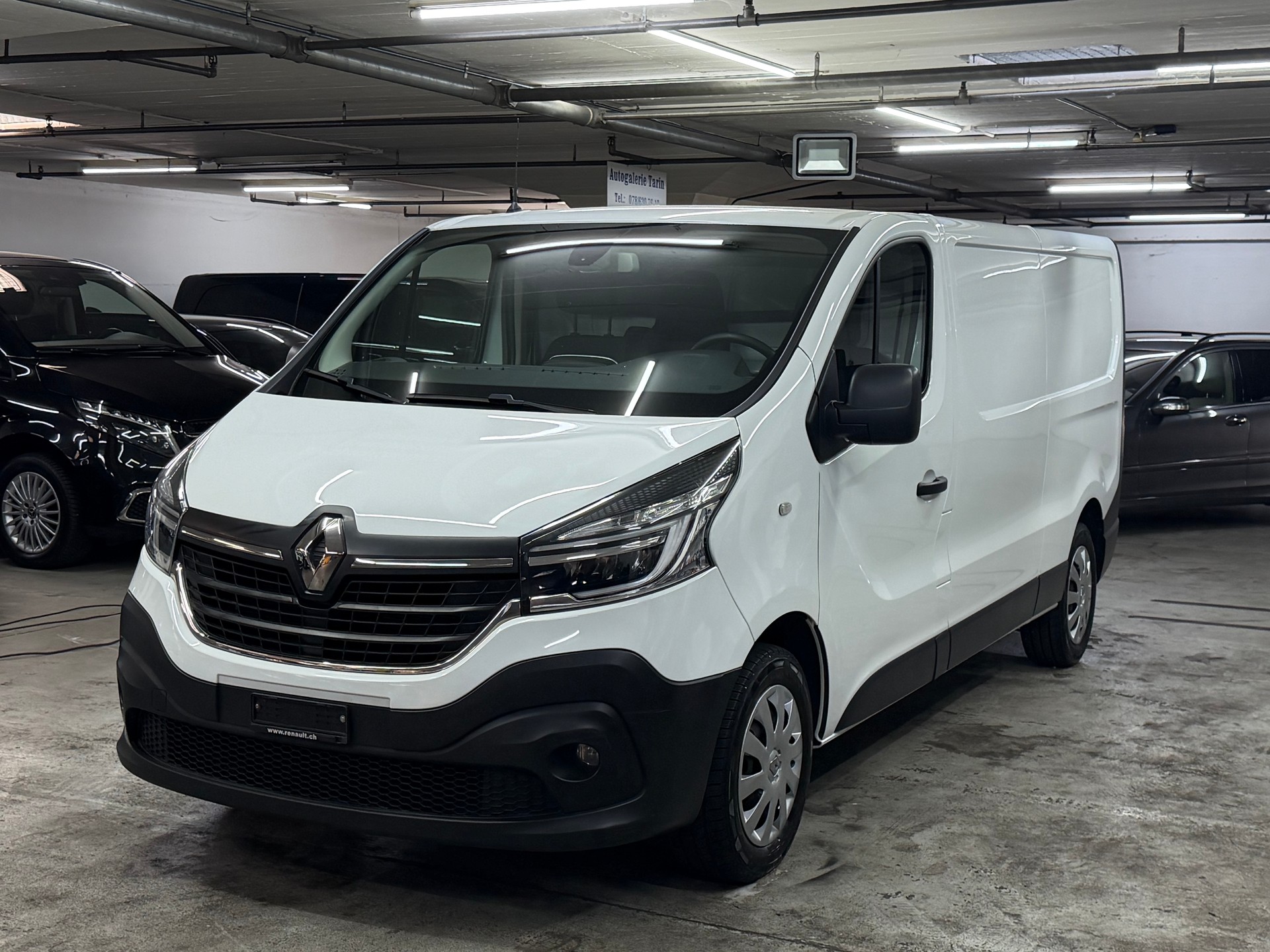 RENAULT Trafic 2.0 LANG dCi 120 3.0t Business L2H1-image-2