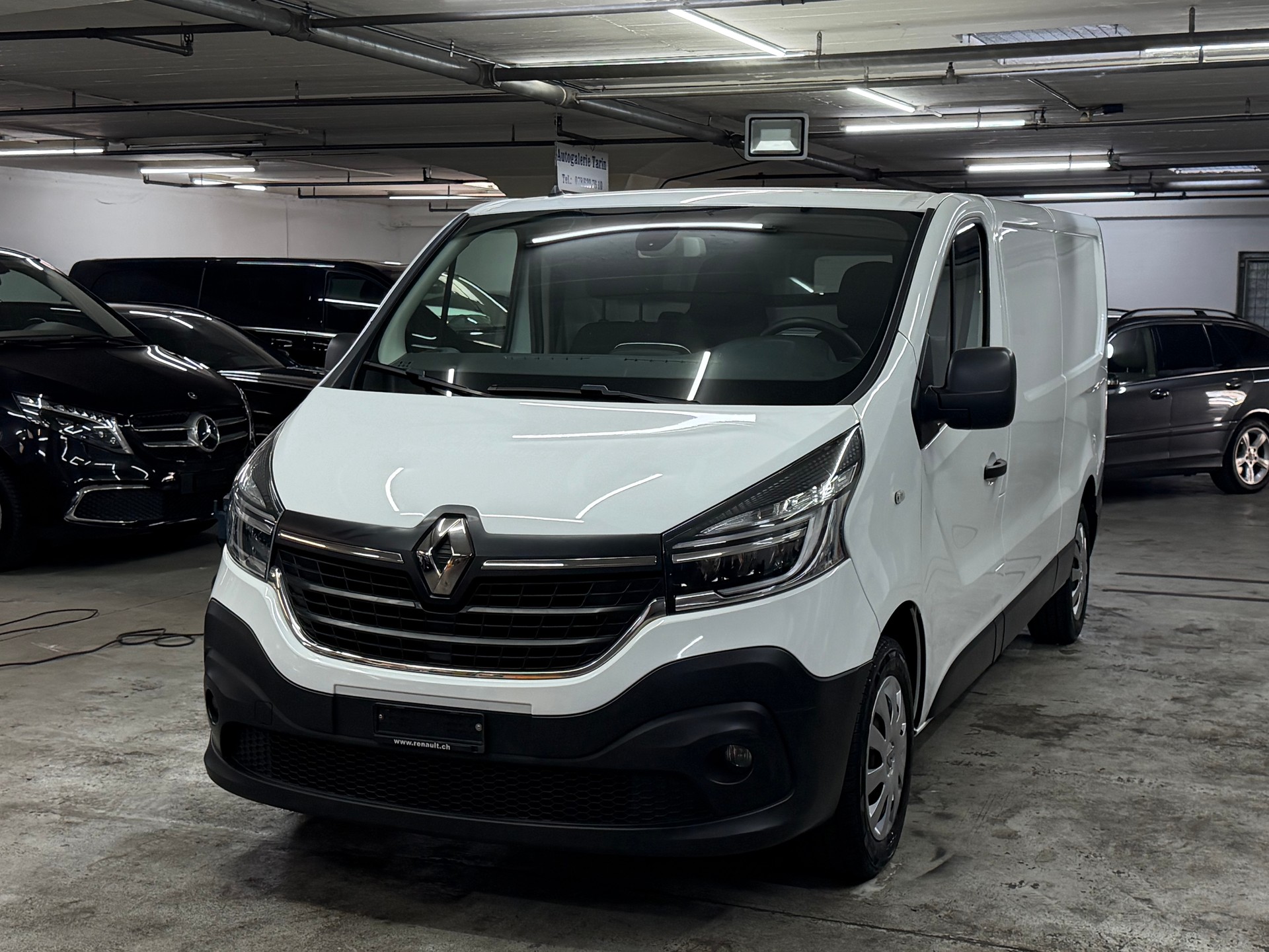 RENAULT Trafic 2.0 LANG dCi 120 3.0t Business L2H1-image-7