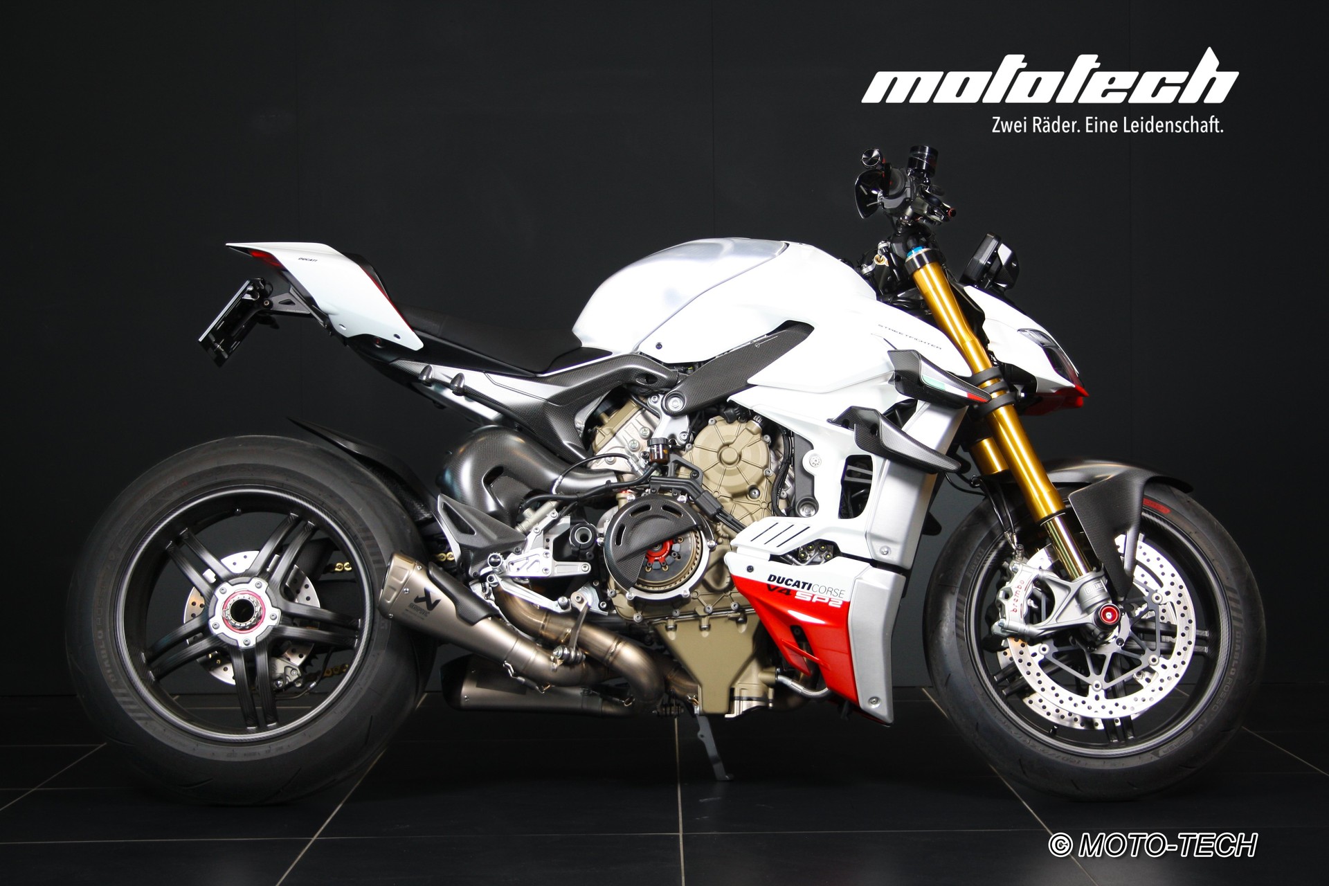 DUCATI Streetfighter V4 SP2 Speciale-showroom-element-1