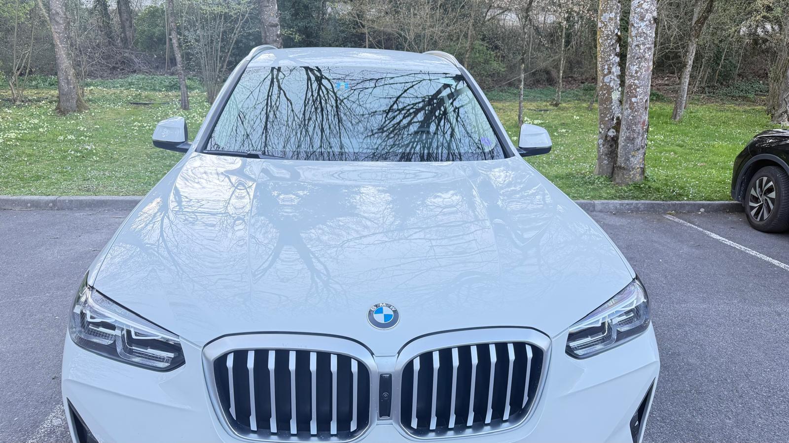 BMW 20i xDrive-image-1