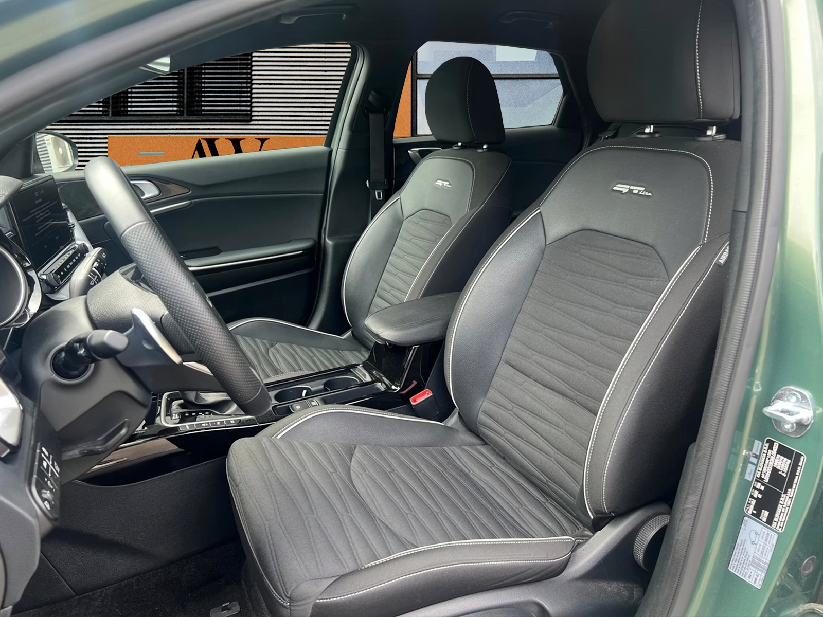 KIA ProCeed 1.5 T-GDi MHEV GT-Line DCT-image-7