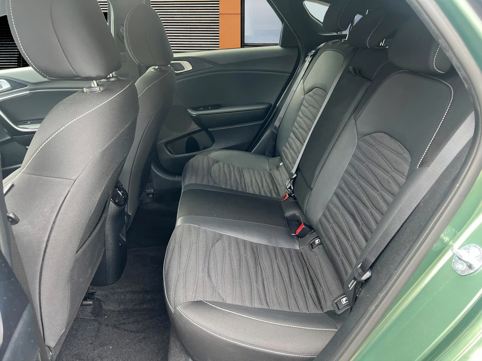 KIA ProCeed 1.5 T-GDi MHEV GT-Line DCT-image-8