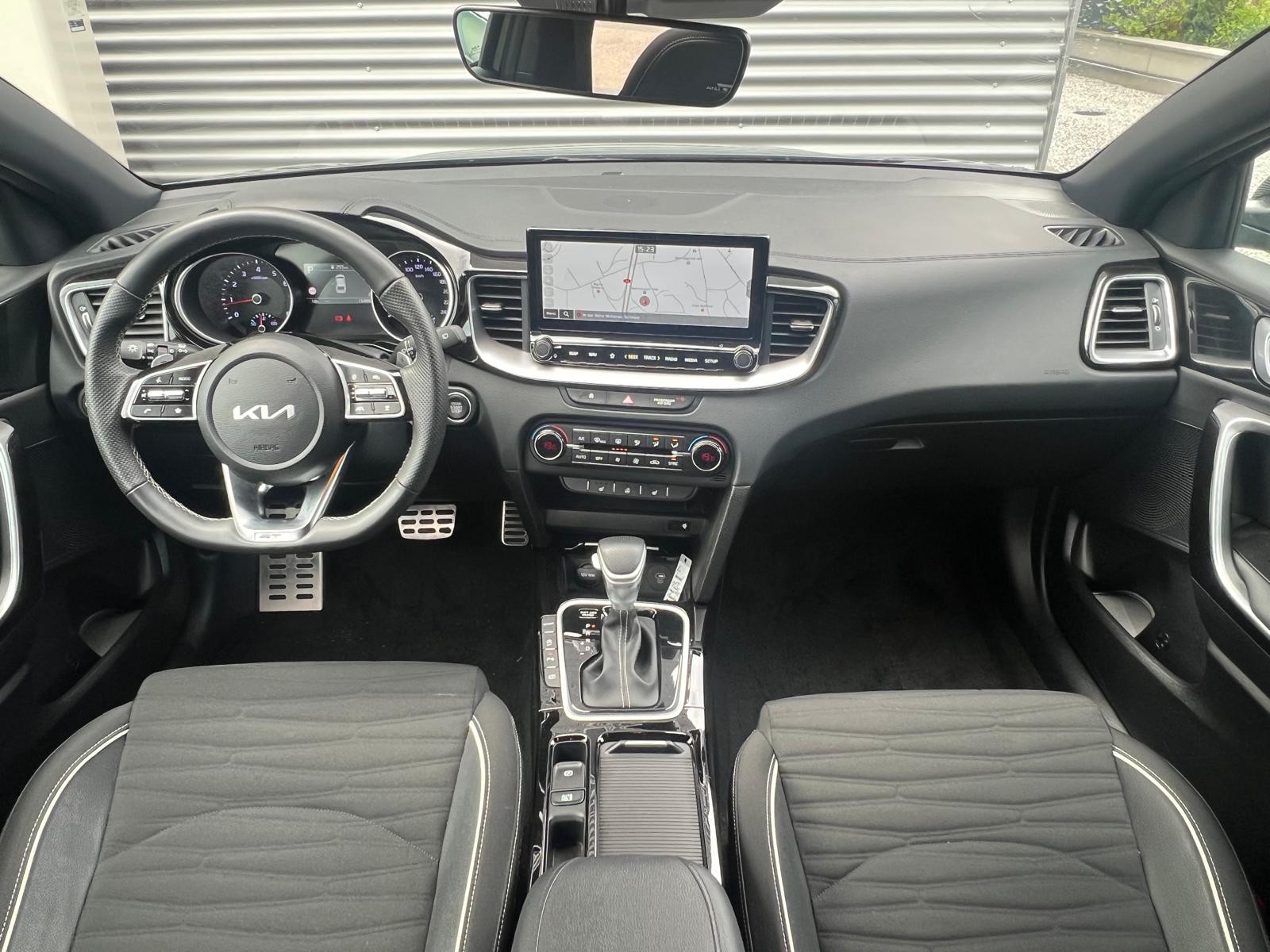 KIA ProCeed 1.5 T-GDi MHEV GT-Line DCT-image-8