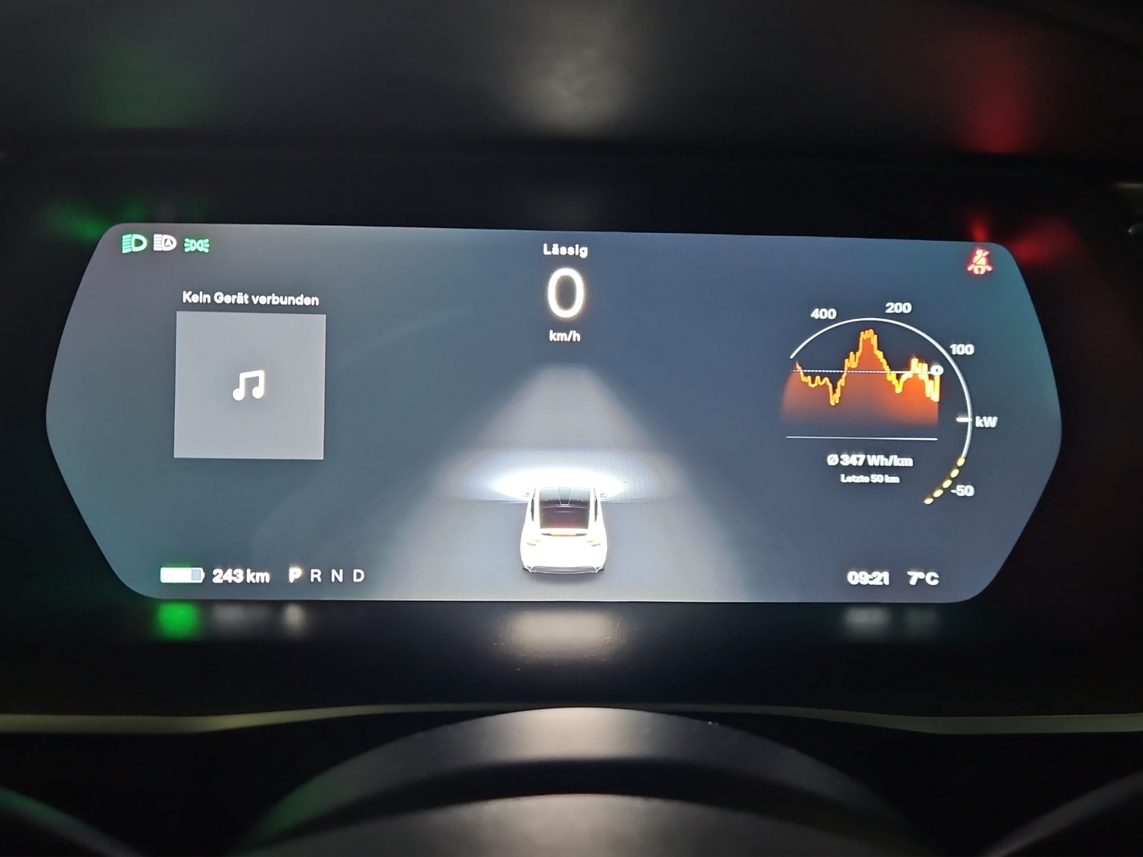 TESLA Model X 90 D Performance-image-12