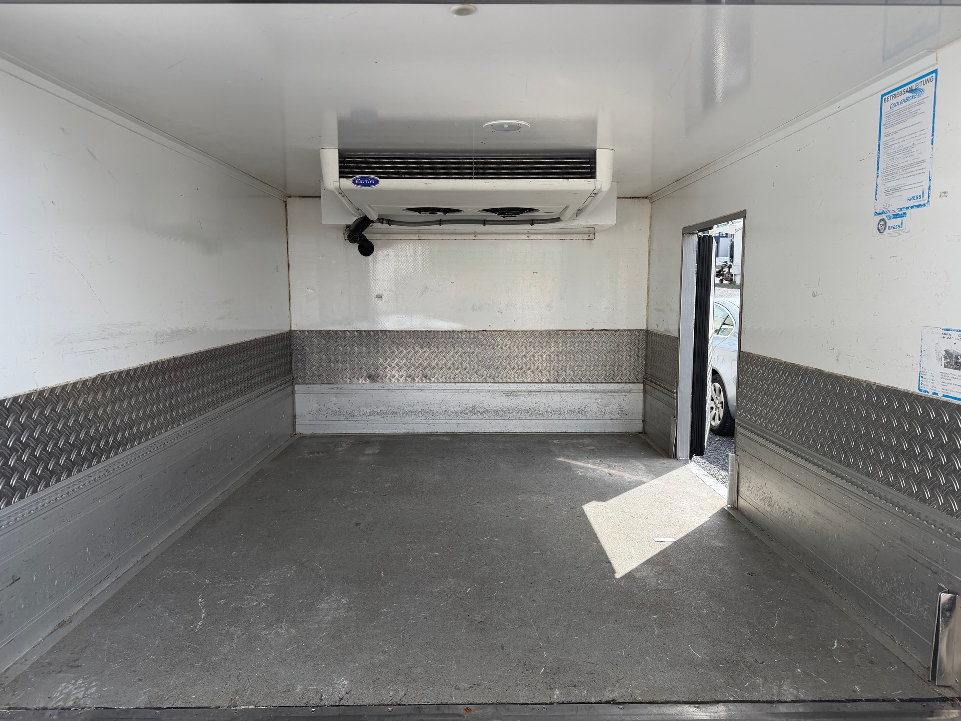 FIAT Ducato 35 2.3 MJ Tiefkühler -20-image-5