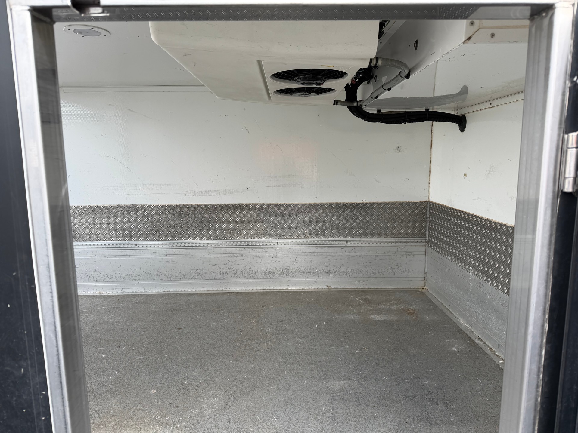 FIAT Ducato 35 2.3 MJ Tiefkühler -20-image-6
