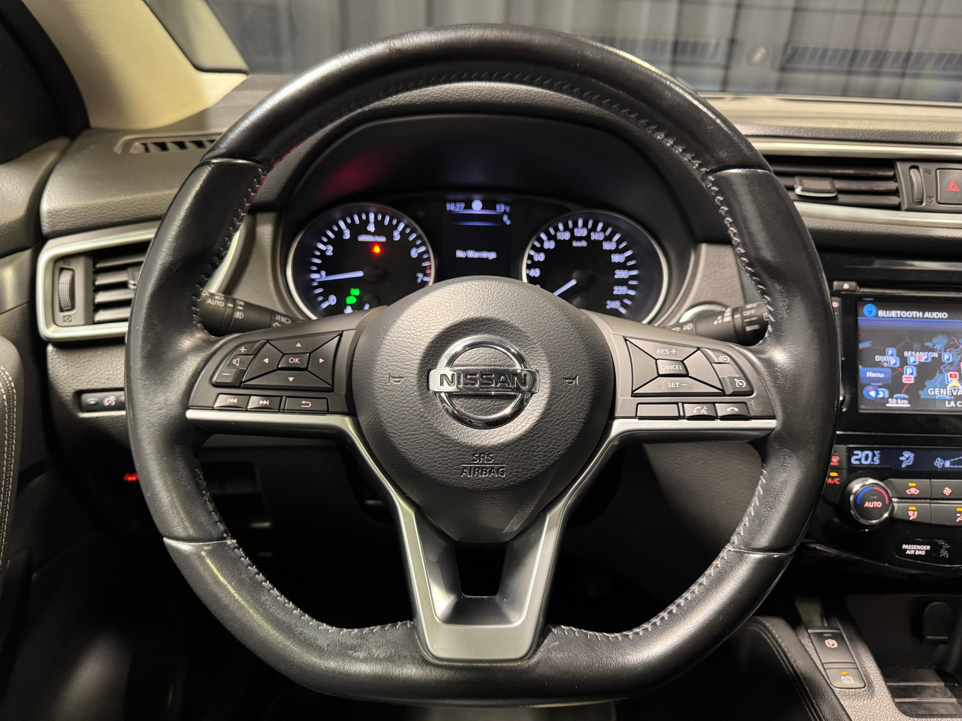 NISSAN Qashqai 1.3 DIG-T tekna (59)-image-10