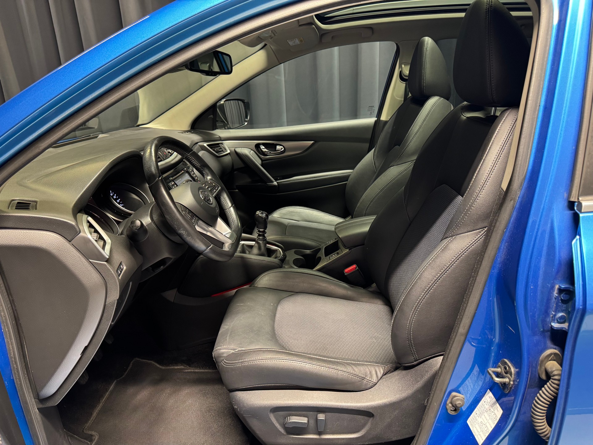 NISSAN Qashqai 1.3 DIG-T tekna (59)-image-6