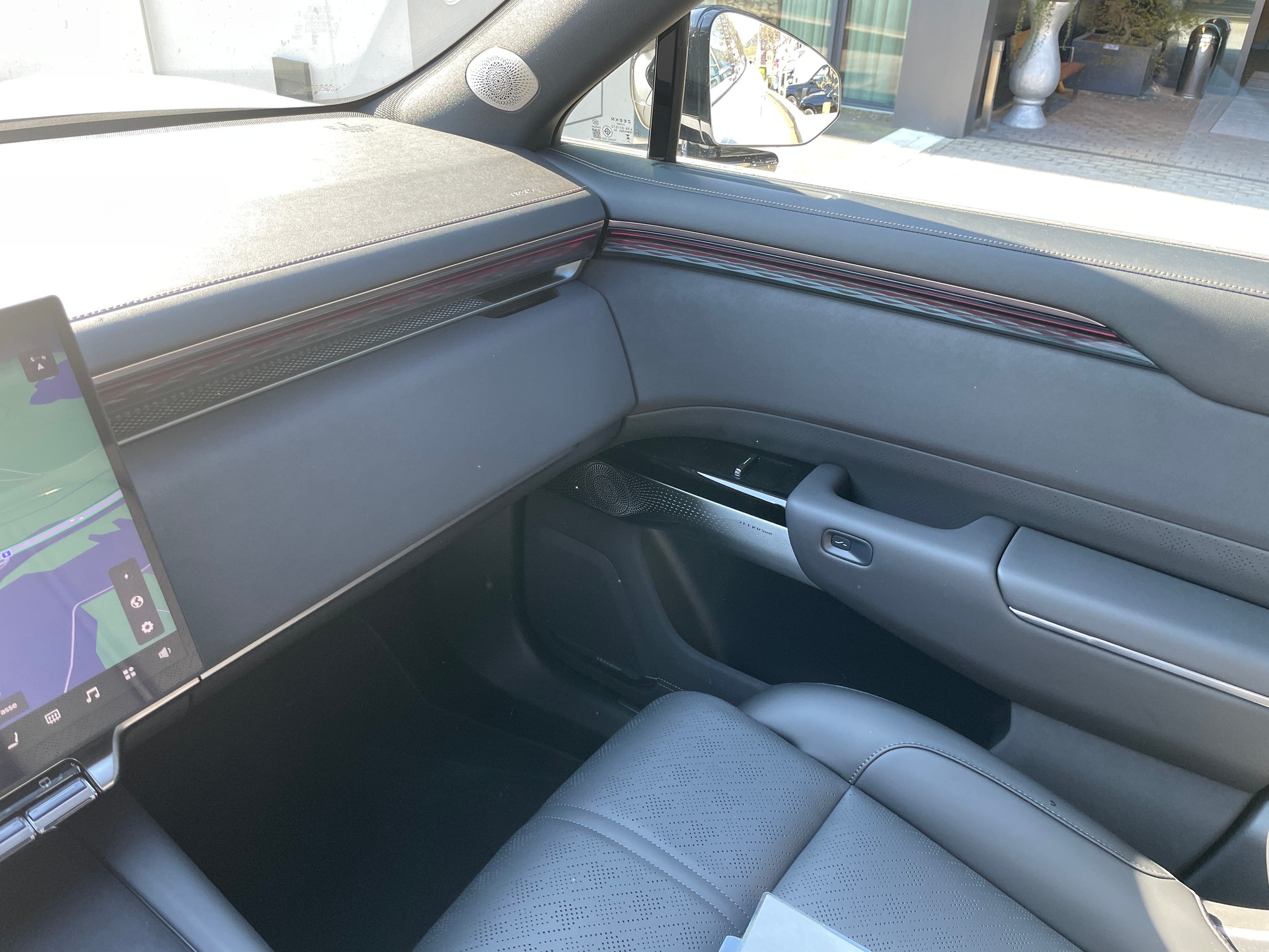 ZEEKR 7X Privilege AWD mit Comfort inkl. Cockpit Paket-image-24