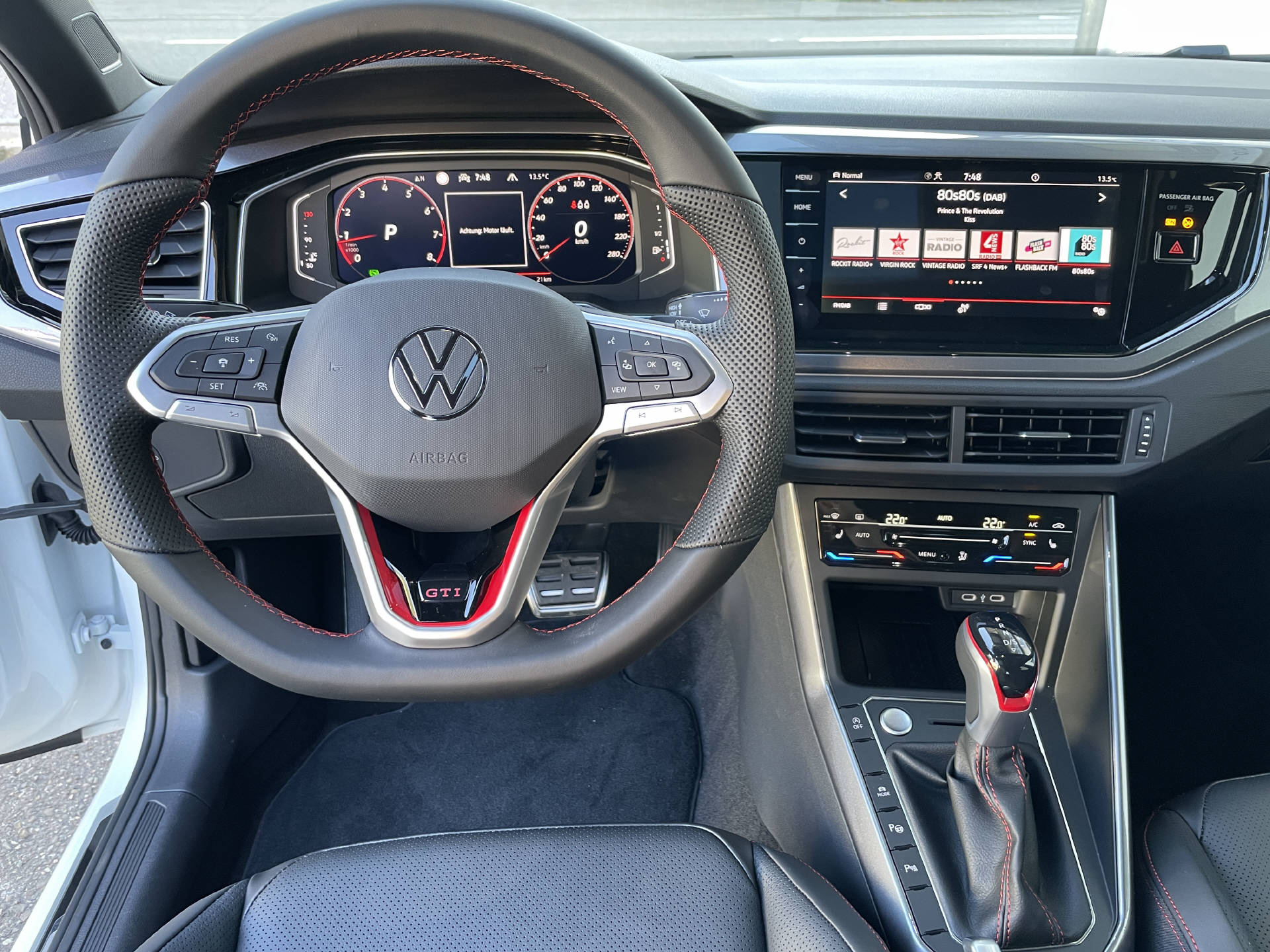 VW Polo 2.0 TSI GTI DSG-image-10