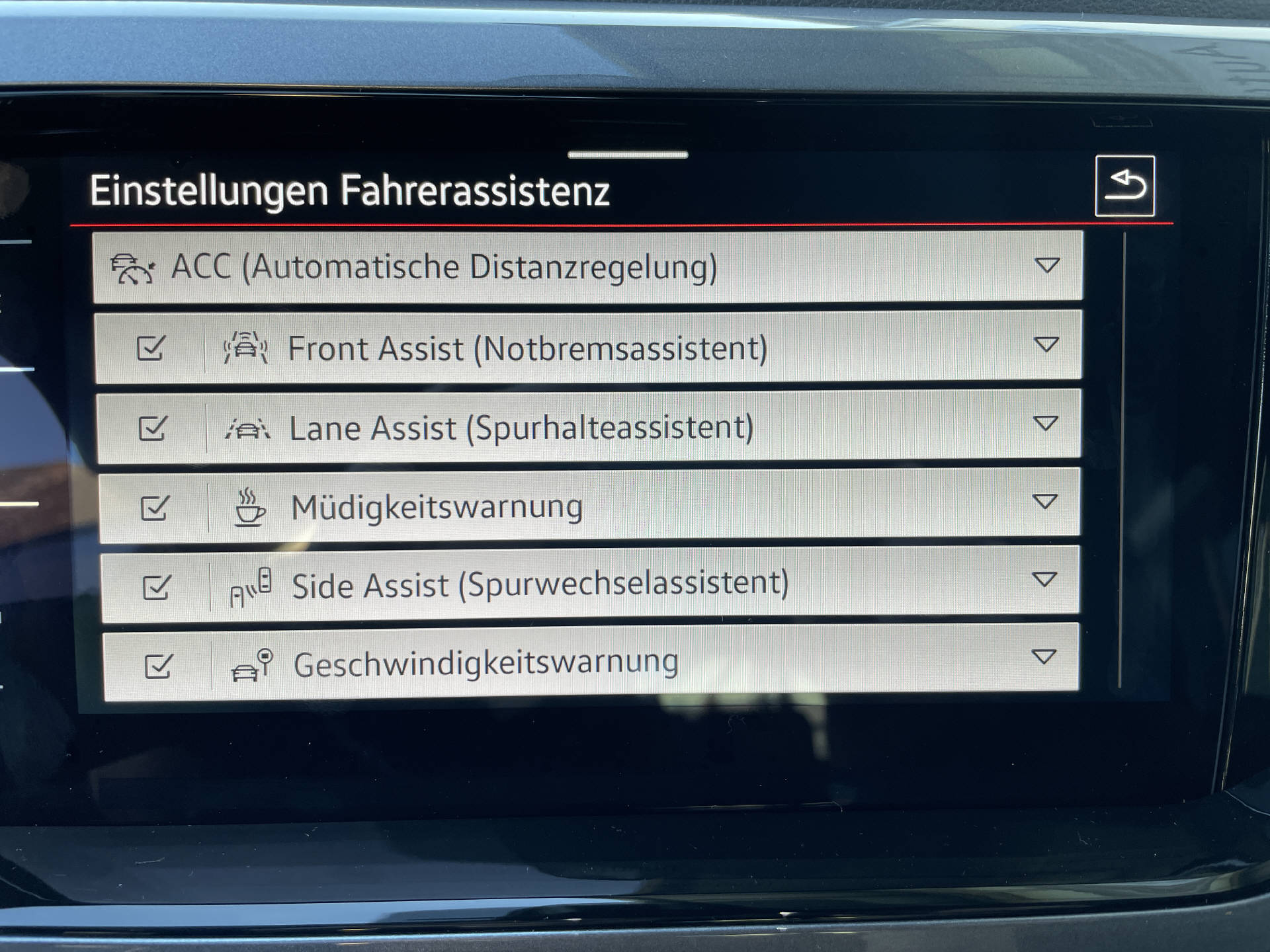 VW Polo 2.0 TSI GTI DSG-image-15