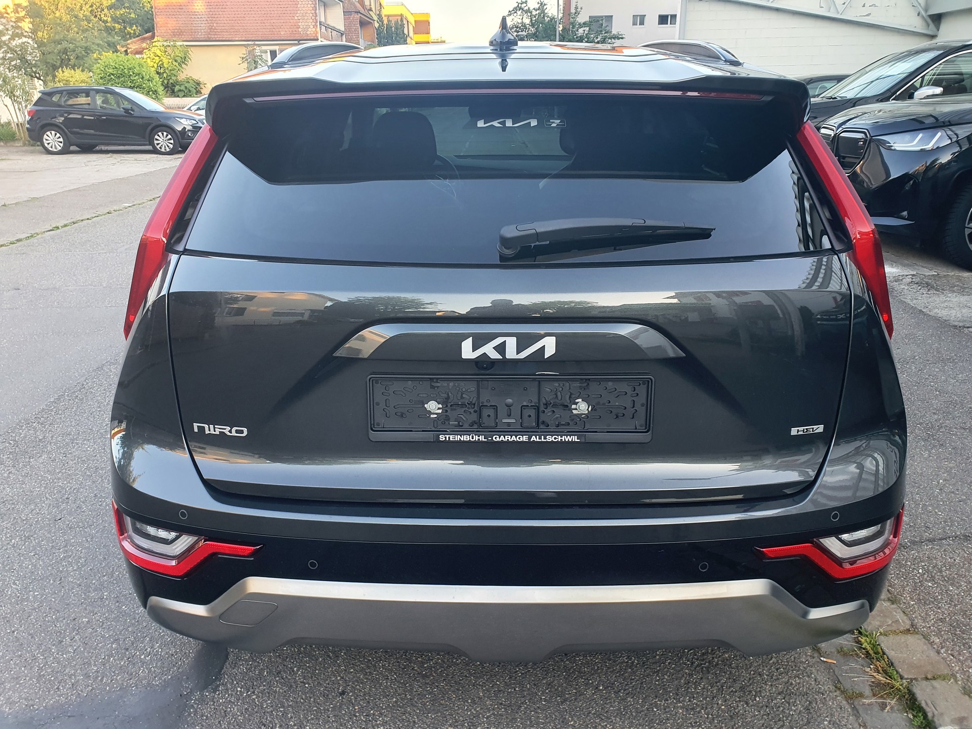 KIA Niro 1.6GDi Hybrid DCT Style-image-4