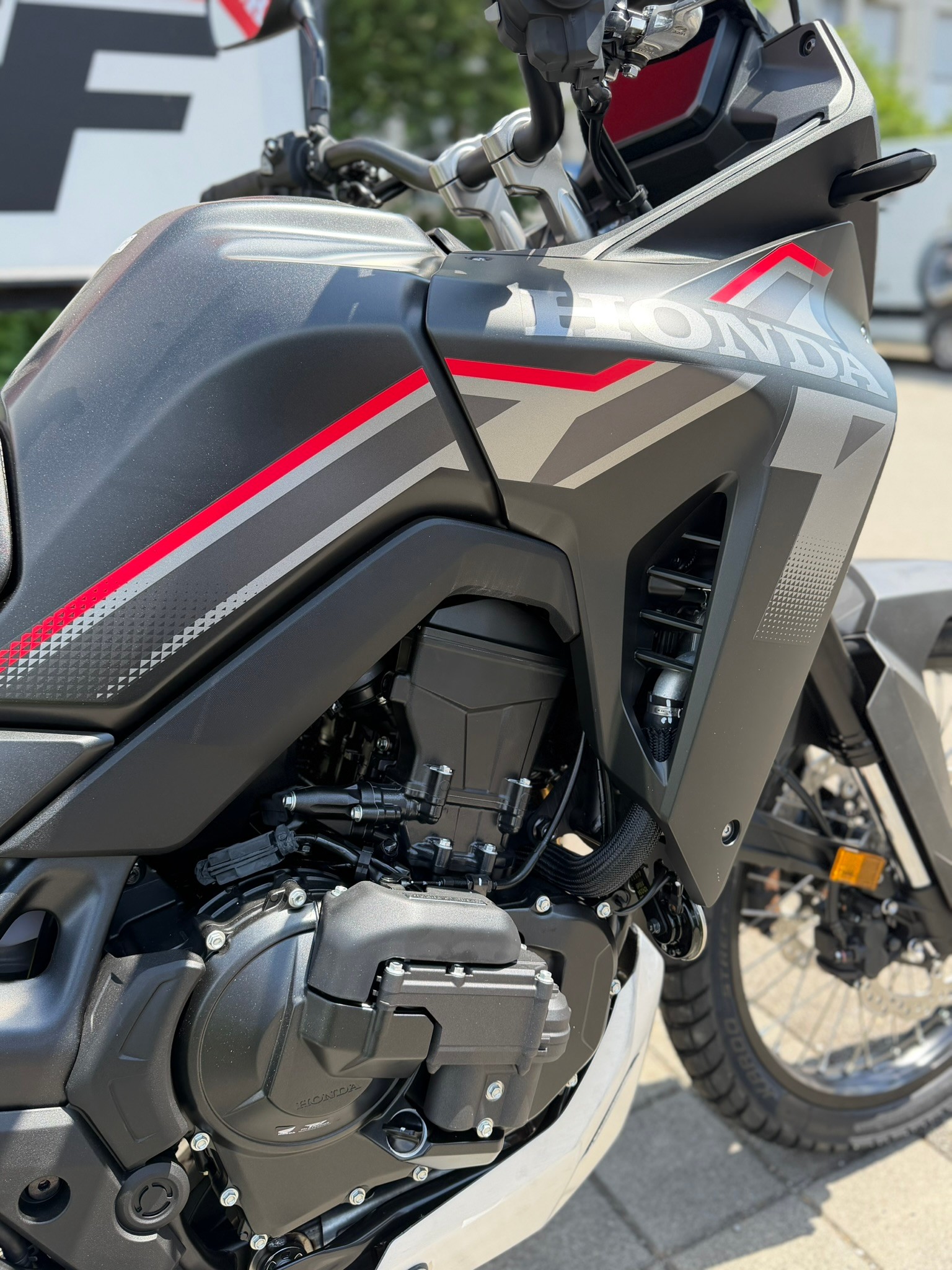 HONDA E CLUTCH VERSION-showroom-element-3