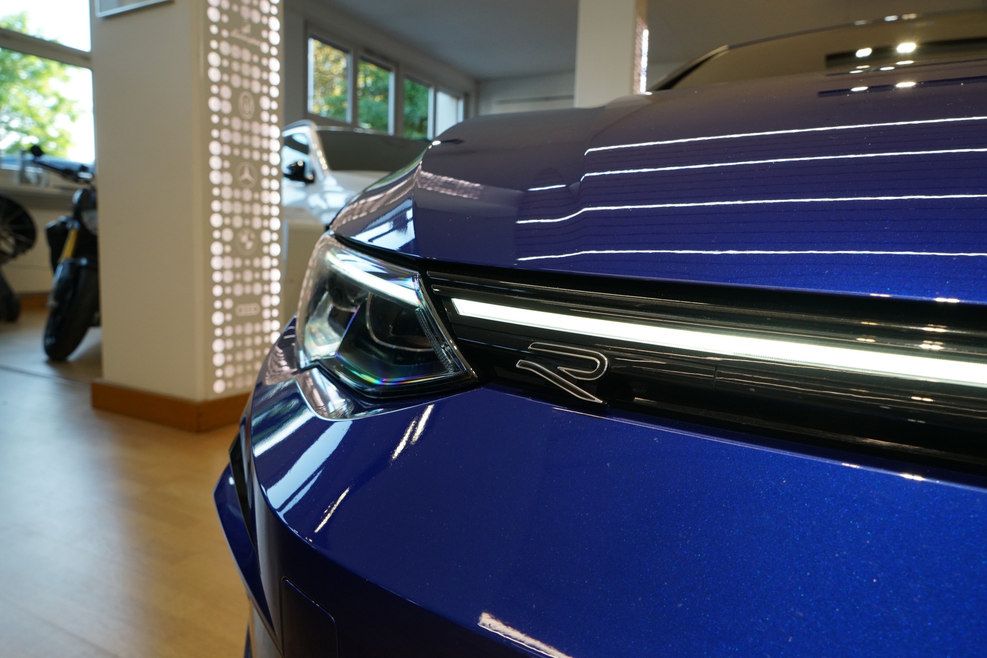 VW Golf 1.5 eTSI mHEV ACT R-Line DSG-image-4