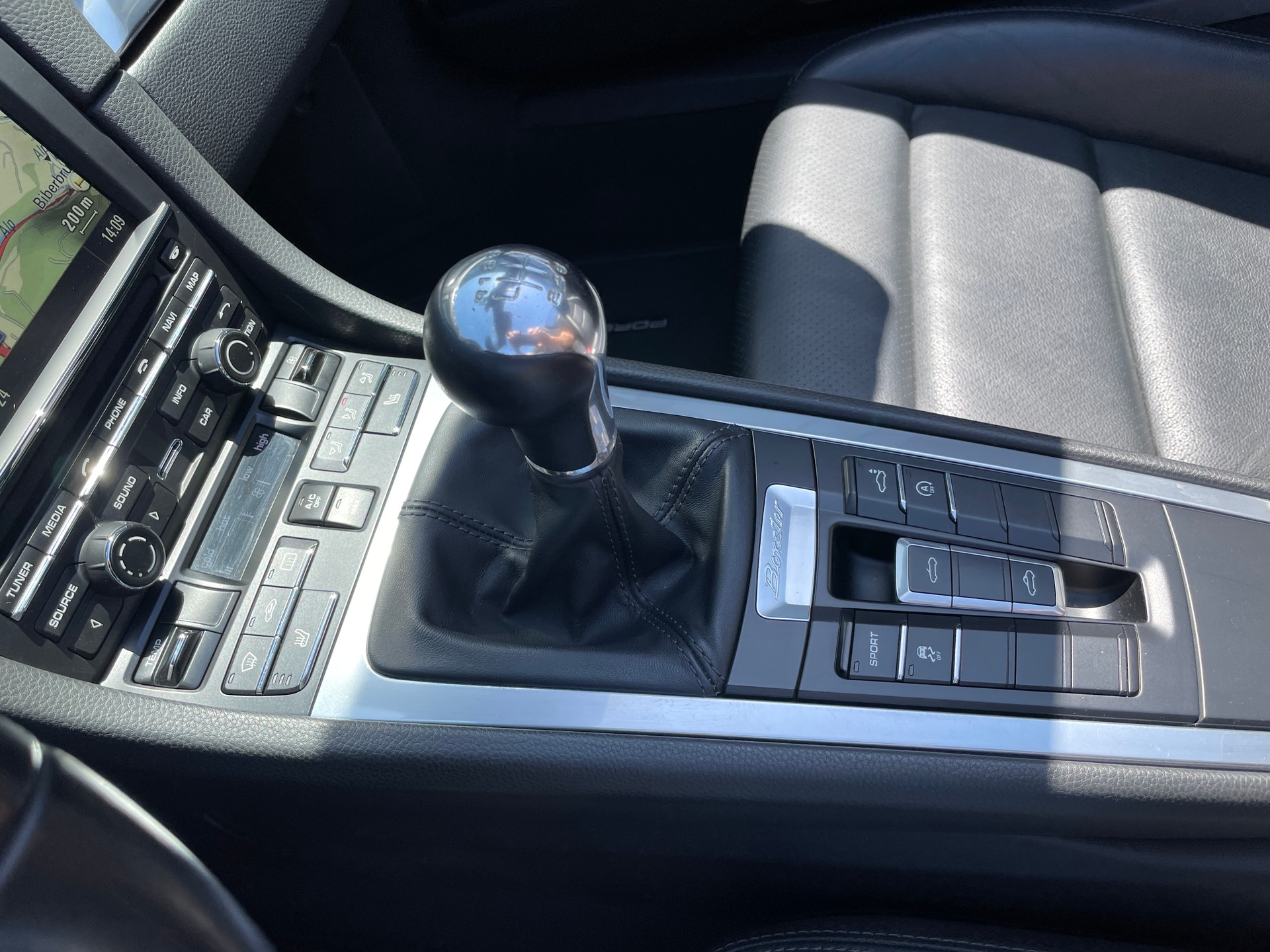 PORSCHE Boxster 2.7-image-18