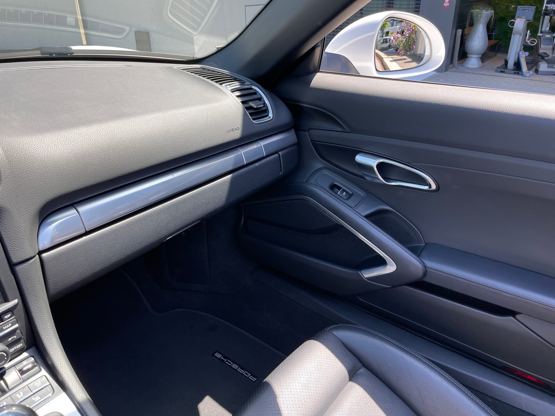 PORSCHE Boxster 2.7-image-17