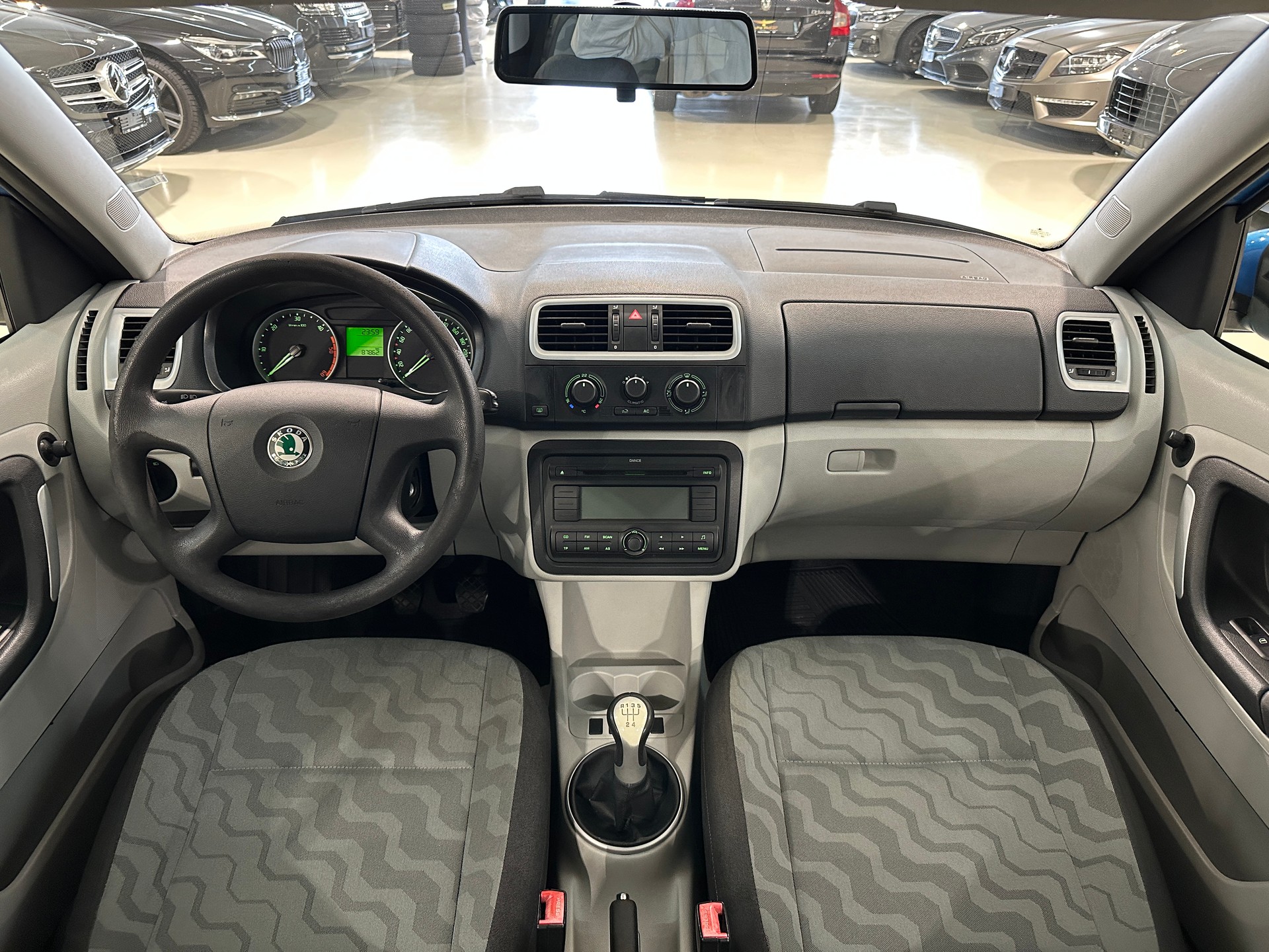 SKODA Roomster 1.4 TDI Style-image-13