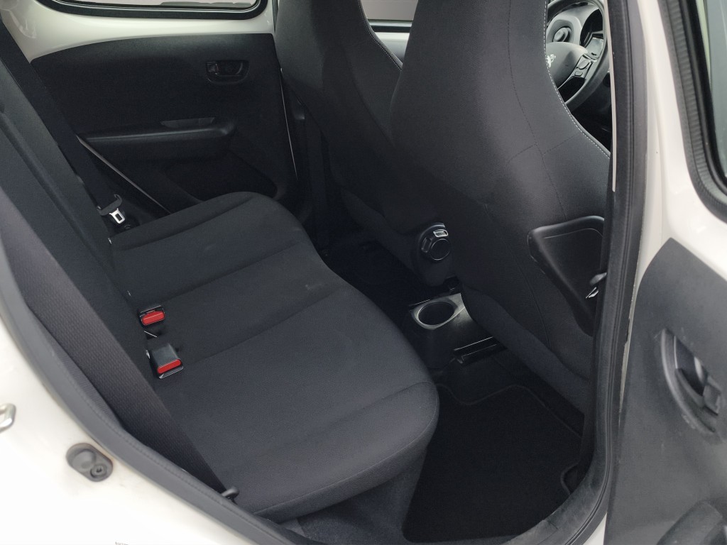 PEUGEOT 108 1.0 VTi Active S/S-image-15
