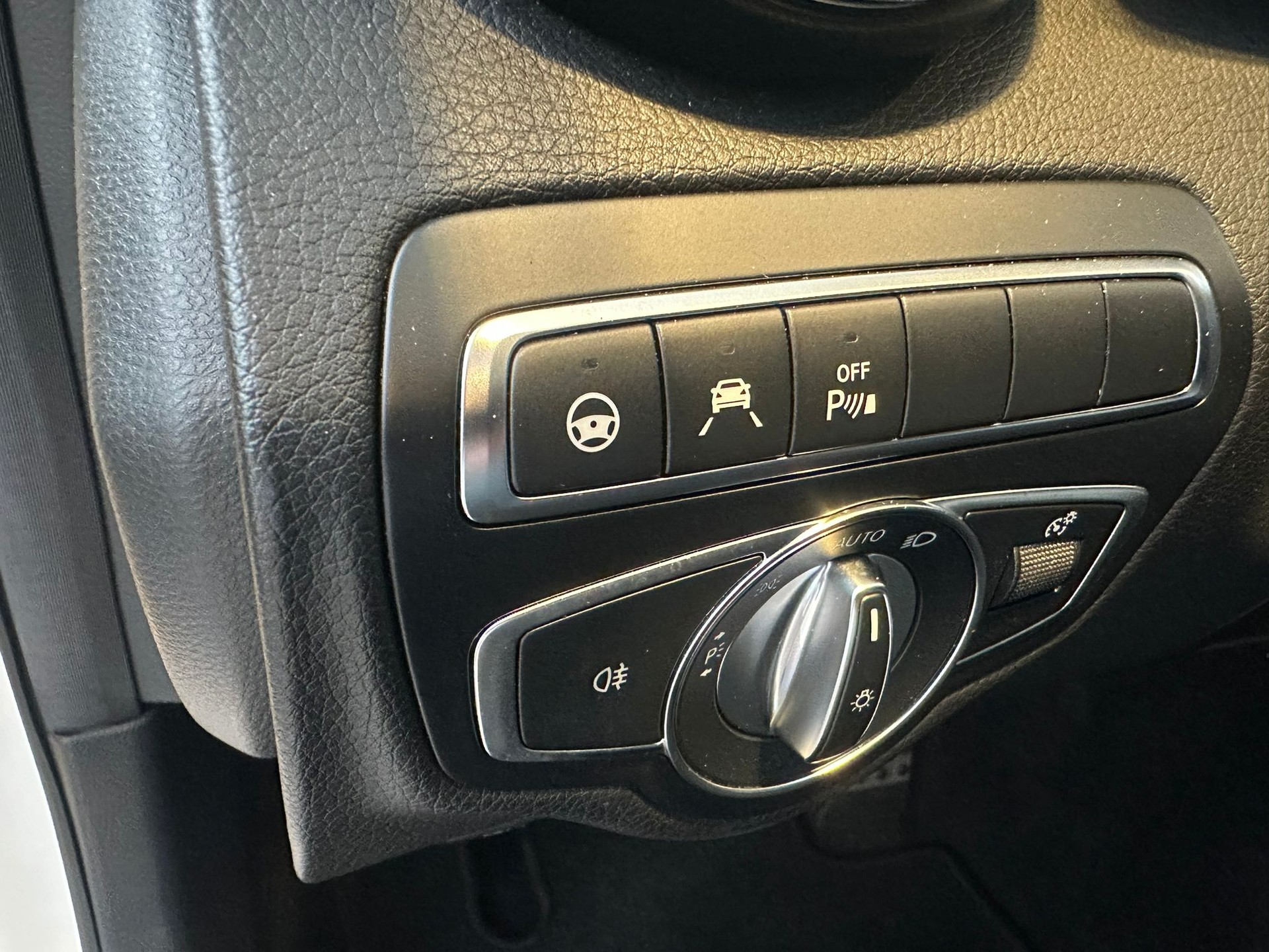 MERCEDES-BENZ C 63 S AMG Speedshift-image-16