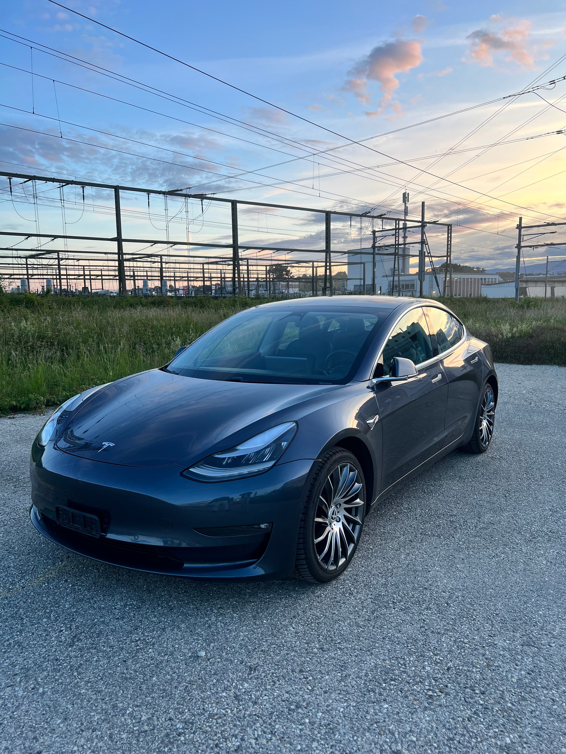 TESLA Model 3 Long Range Dual Motor AWD-image-1