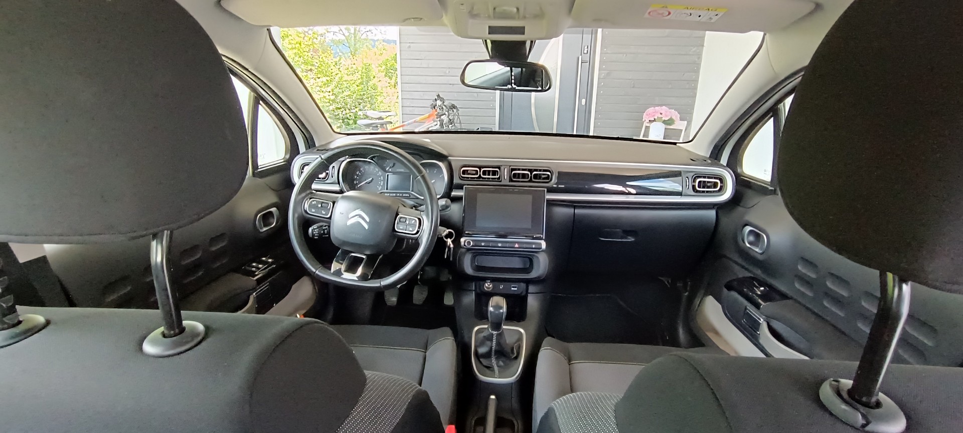 CITROEN 1.2 PureTech Shine-image-3