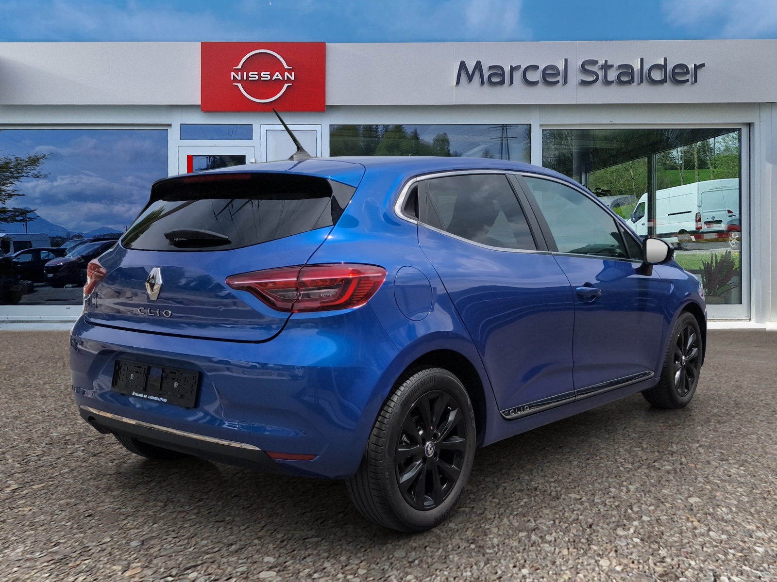 RENAULT Clio 1.3 Intens EDC-image-4