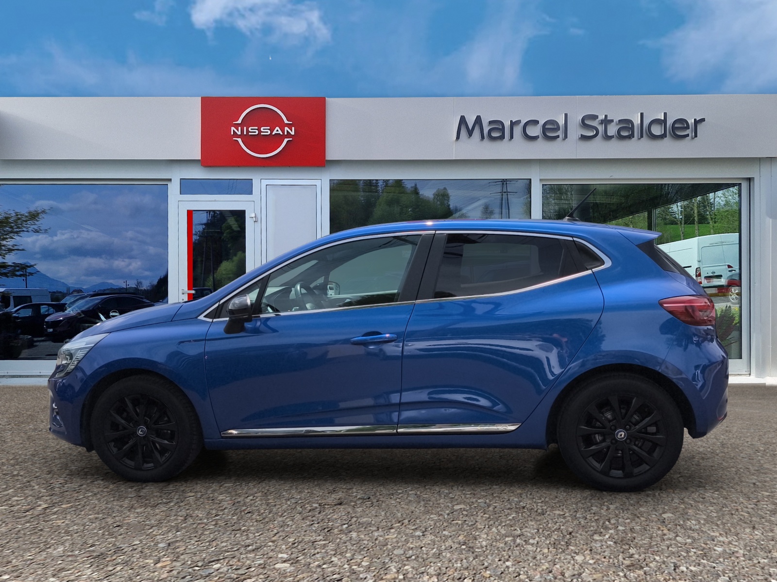 RENAULT Clio 1.3 Intens EDC-image-1