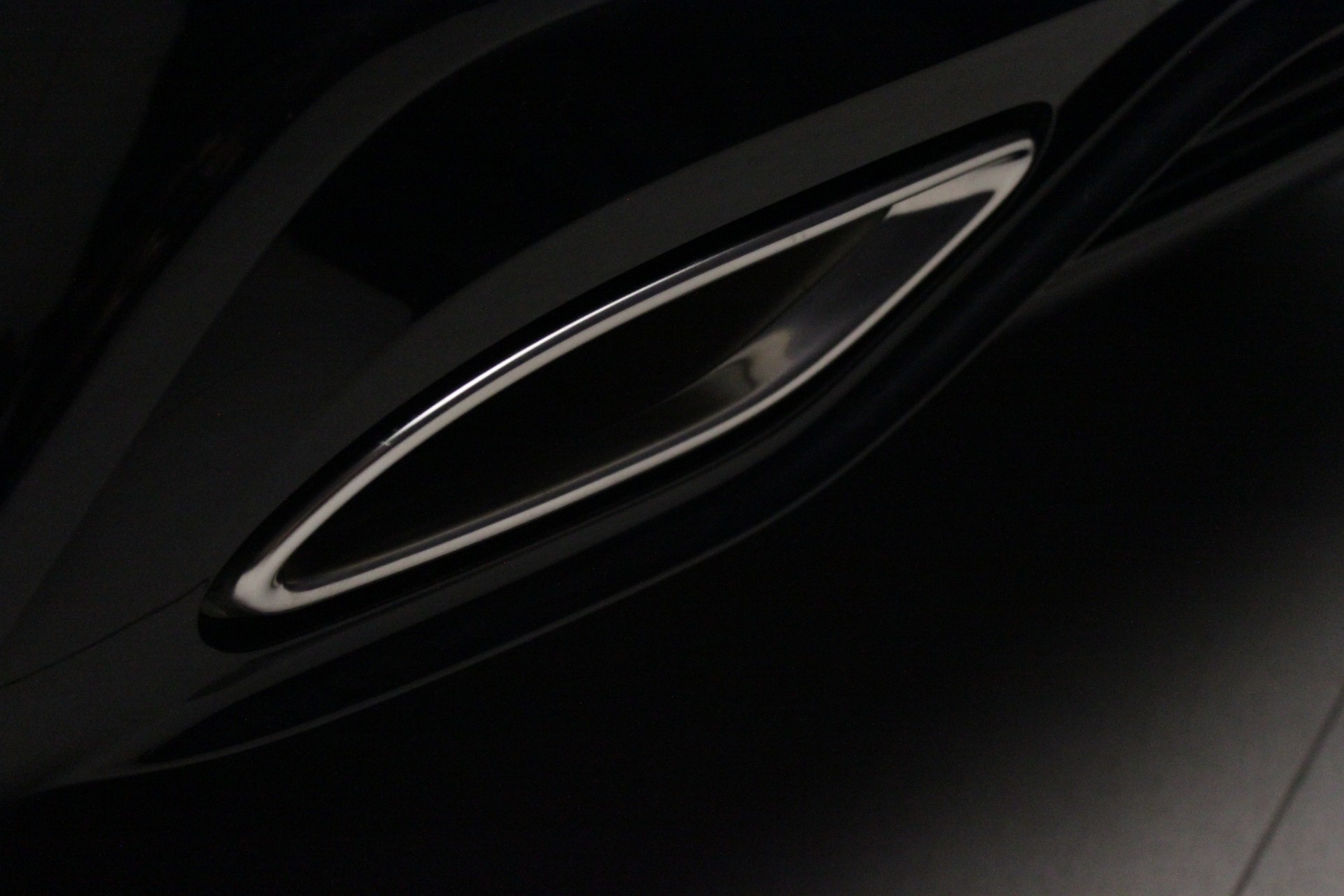 MERCEDES-BENZ A 220 d AMG Line 4Matic 7G-DCT-image-14