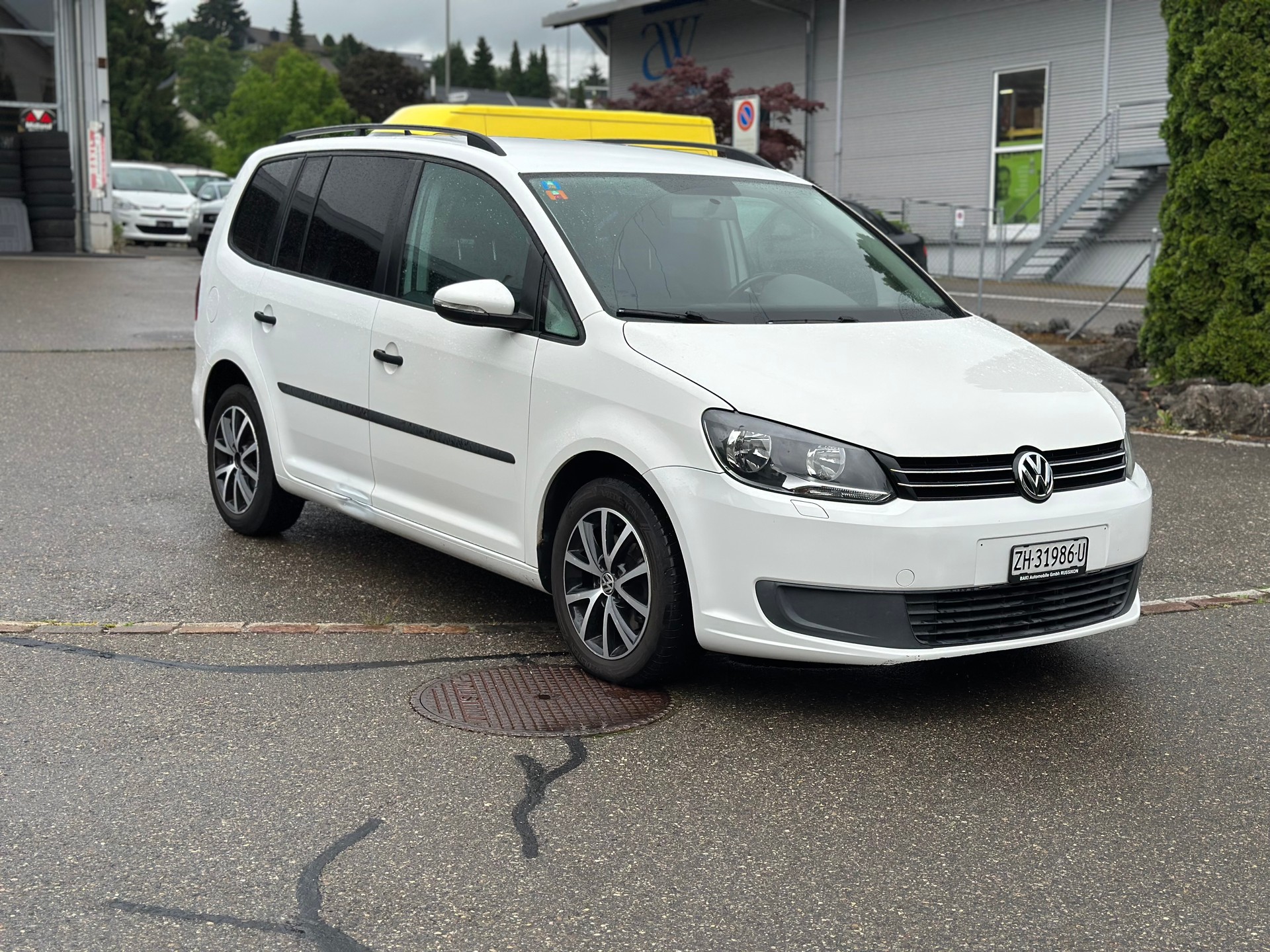 VW Touran 1.6 TDI Trendline DSG-image-3