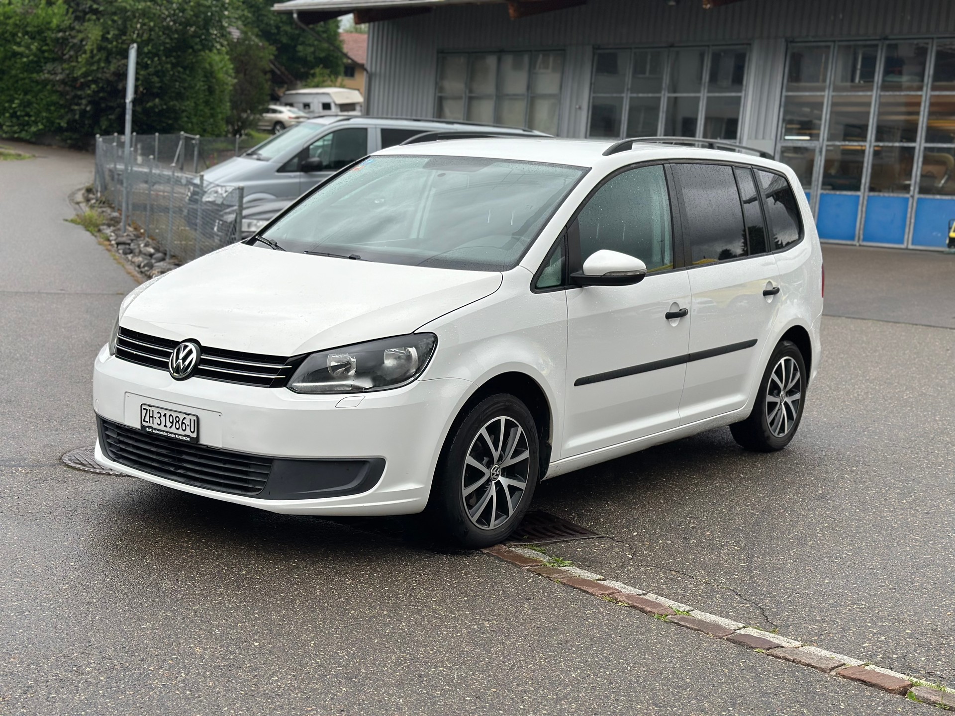 VW Touran 1.6 TDI Trendline DSG-image-0