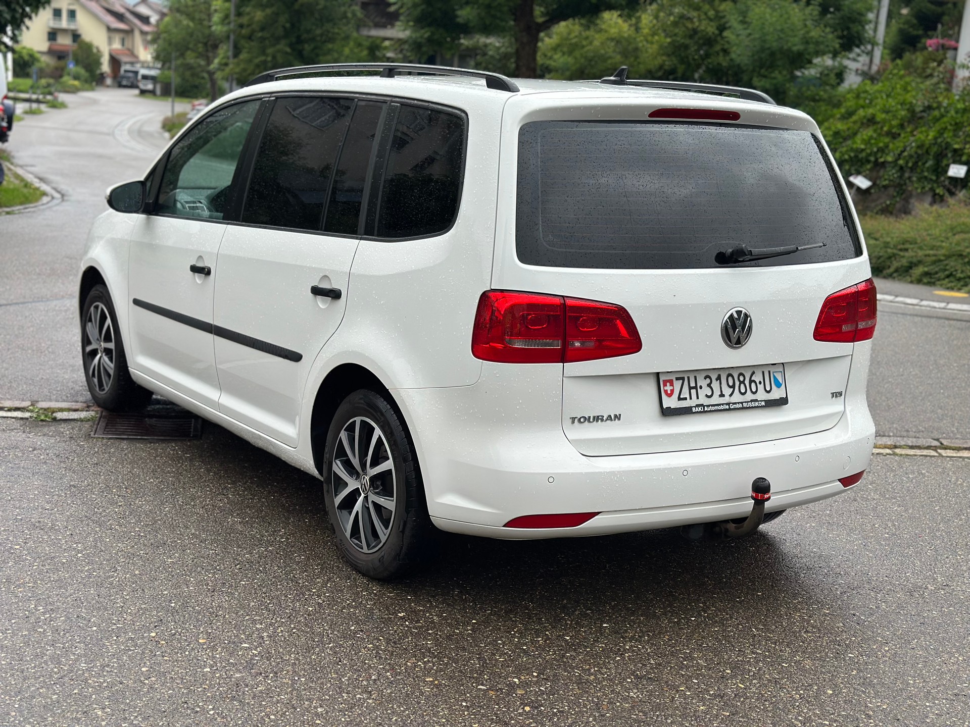 VW Touran 1.6 TDI Trendline DSG-image-7
