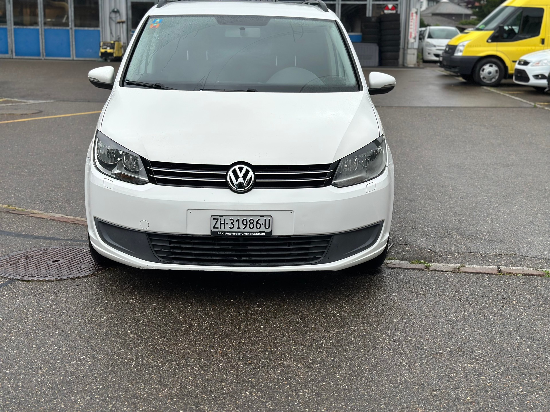 VW Touran 1.6 TDI Trendline DSG-image-2
