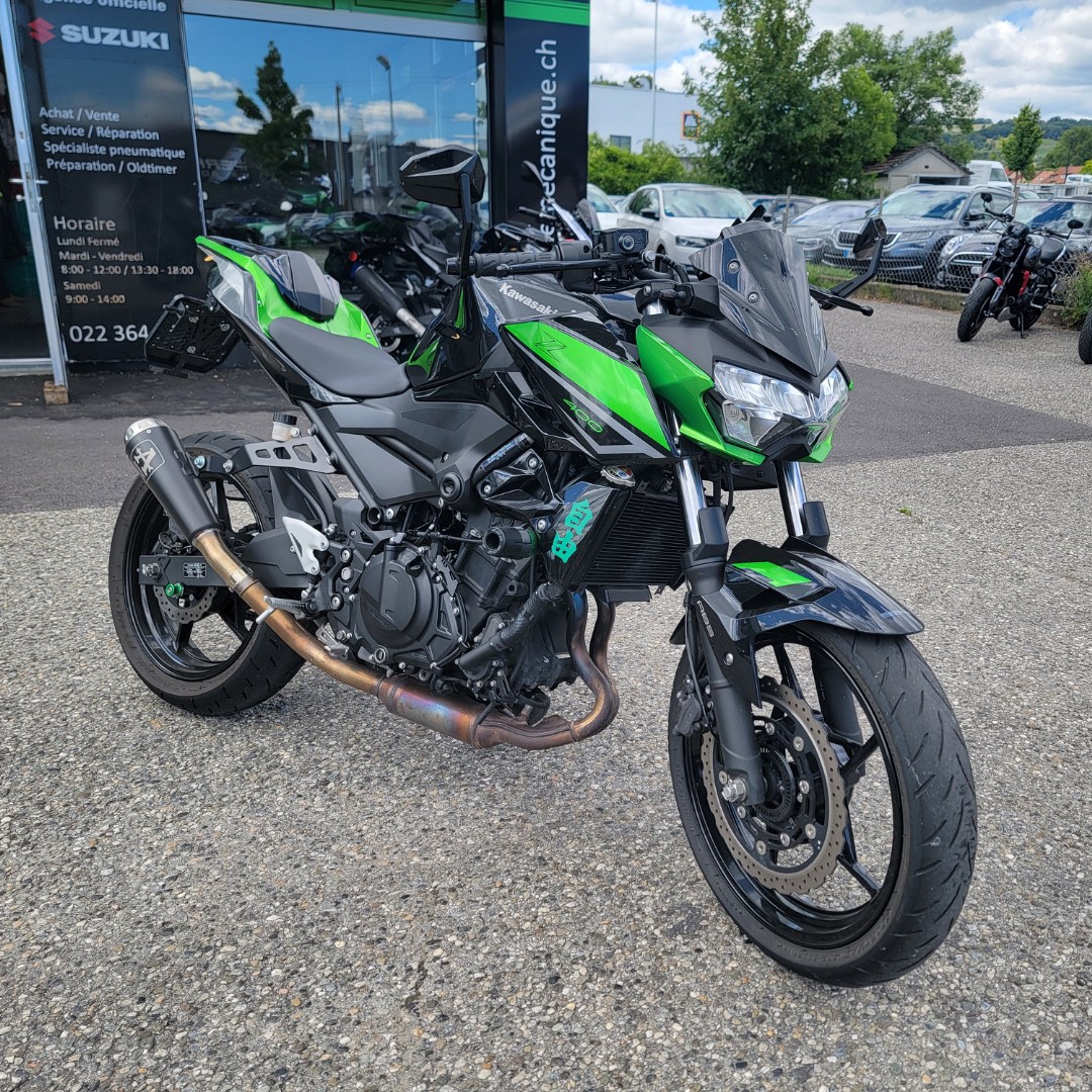 KAWASAKI Z 400-image-1