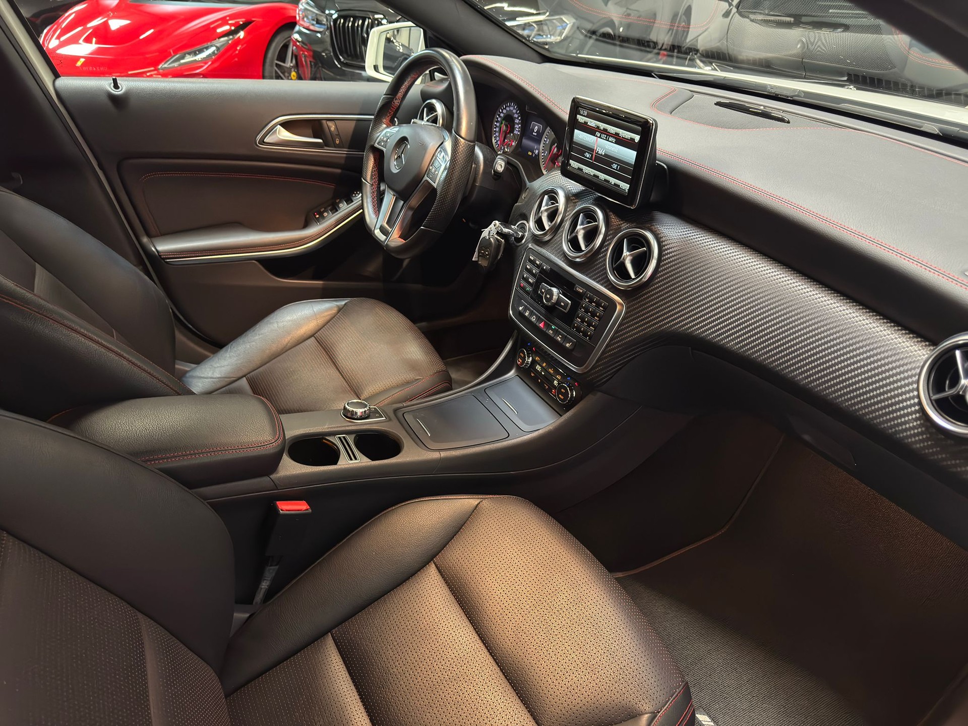 MERCEDES-BENZ A 250 AMG Line 4m-image-8