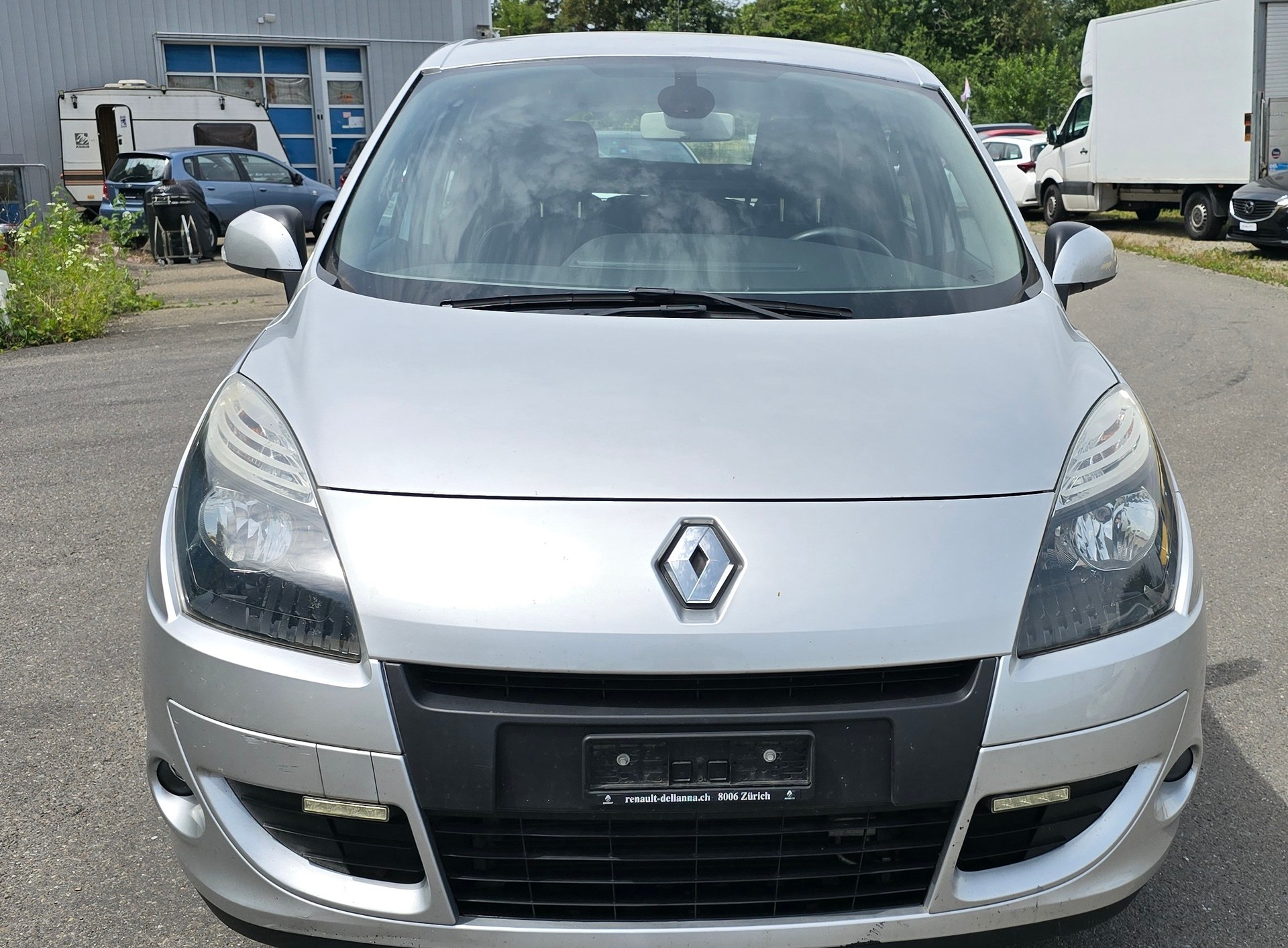 RENAULT Scénic 2.0 16V Dynamique X-Tronic CVT-image-2