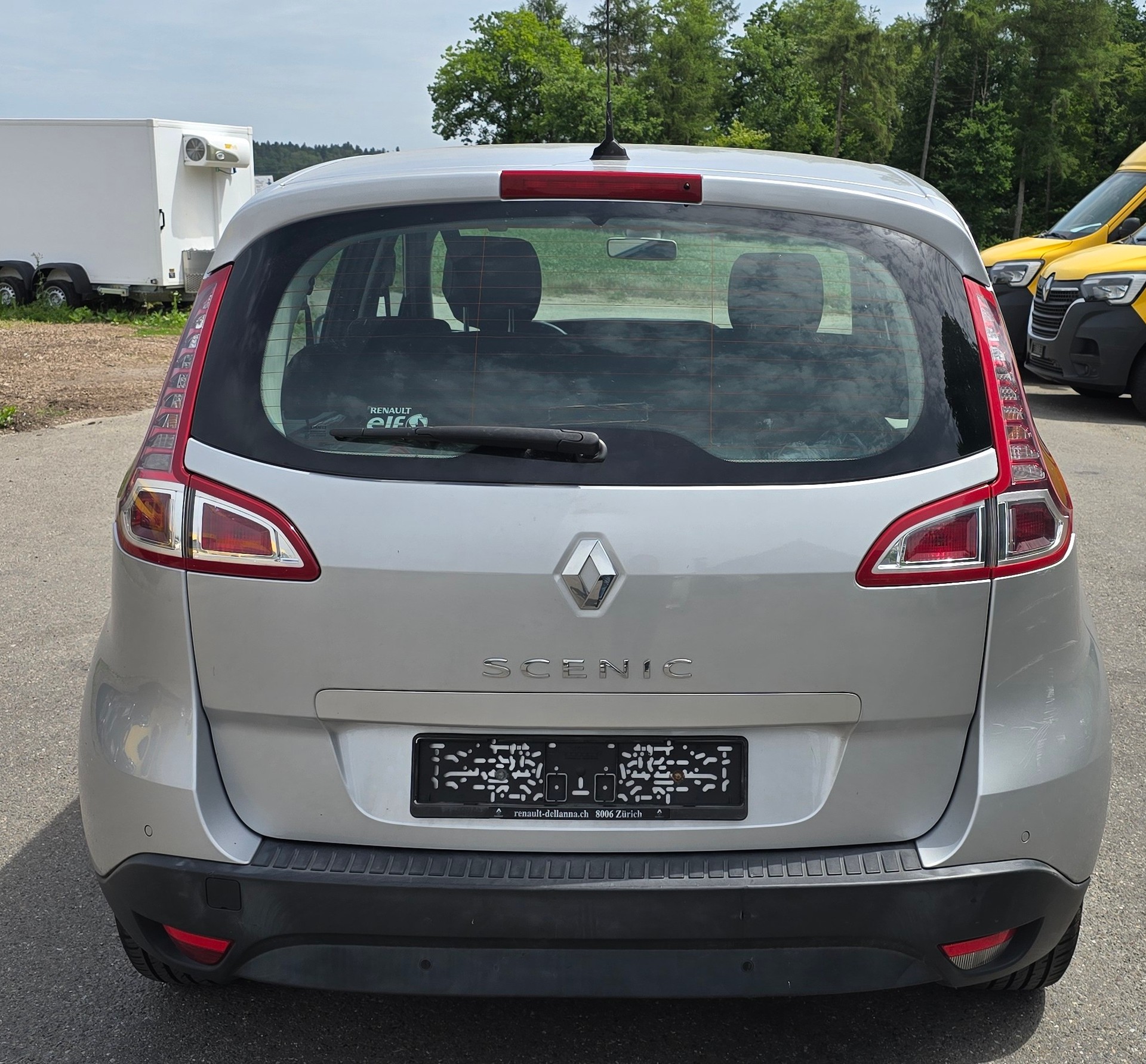 RENAULT Scénic 2.0 16V Dynamique X-Tronic CVT-image-3